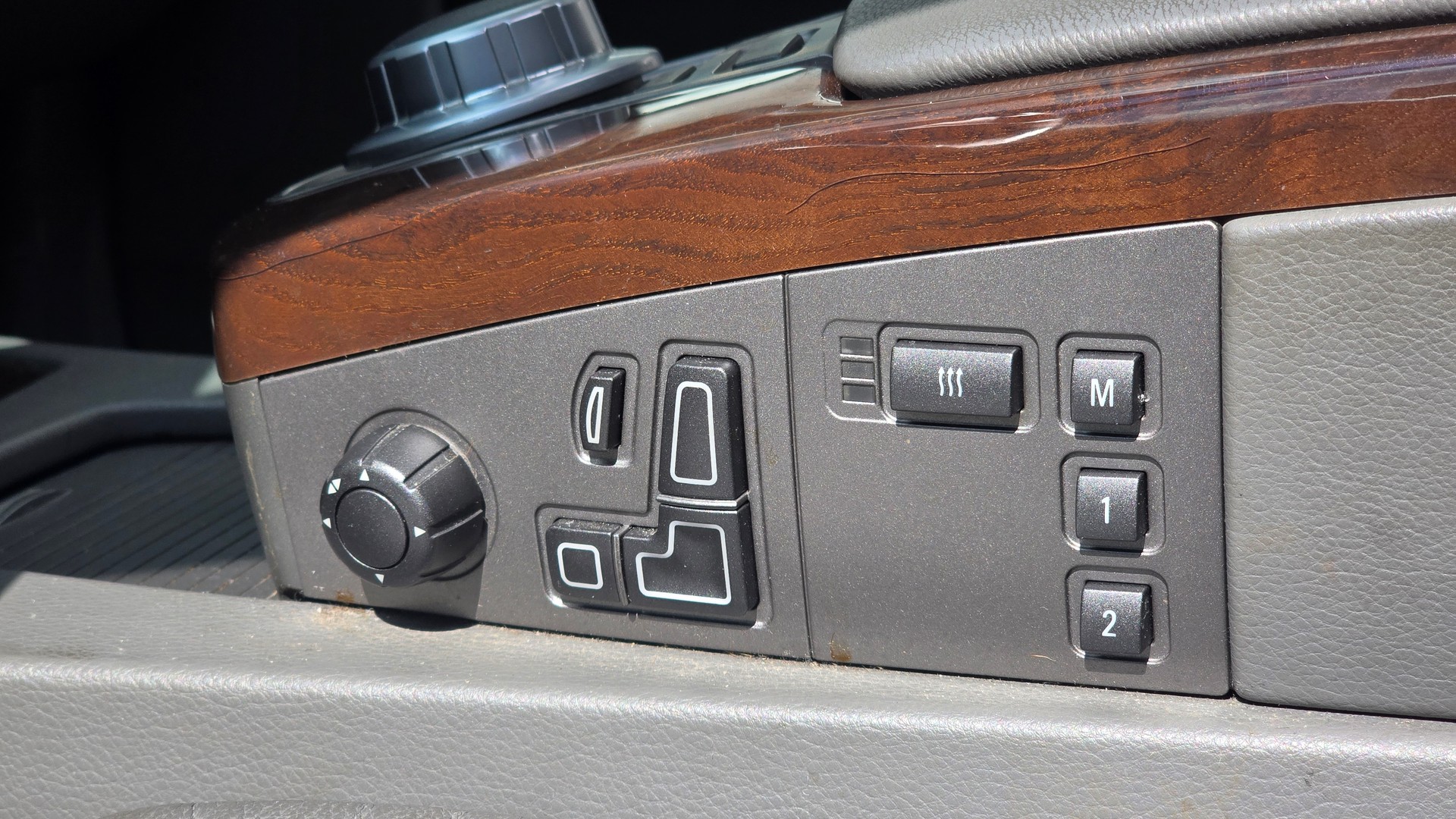 BMW 745d-image-20