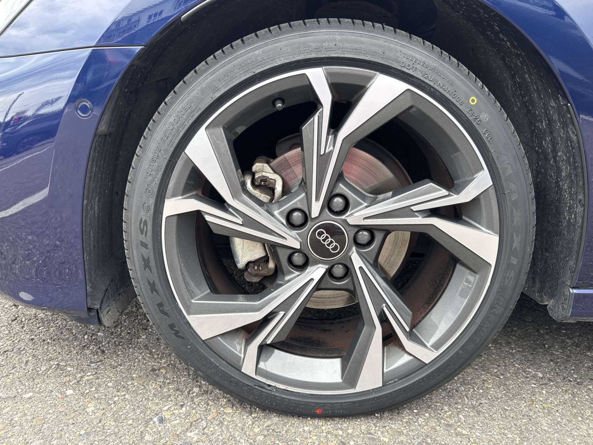 AUDI A3 Limousine 35 TDi S-Line S-Tronic Automat-image-8