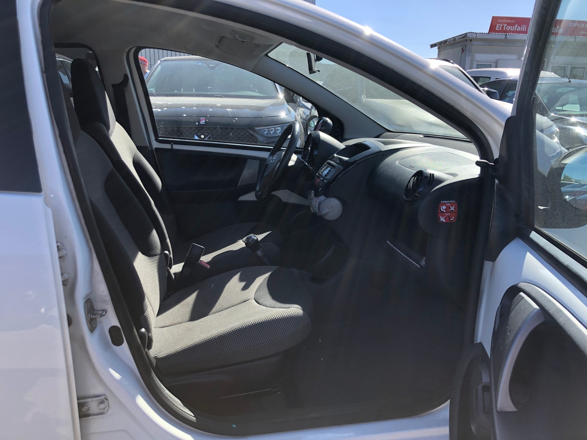 TOYOTA Aygo 1.0 VVT-i Collection-image-9