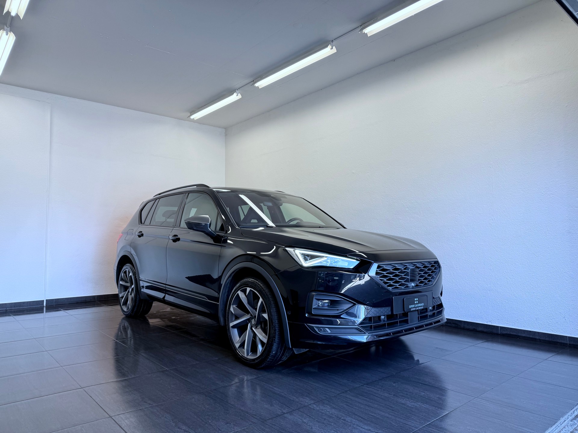 SEAT Tarraco 2.0TSI 4Drive DSG FR-showroom-element-1