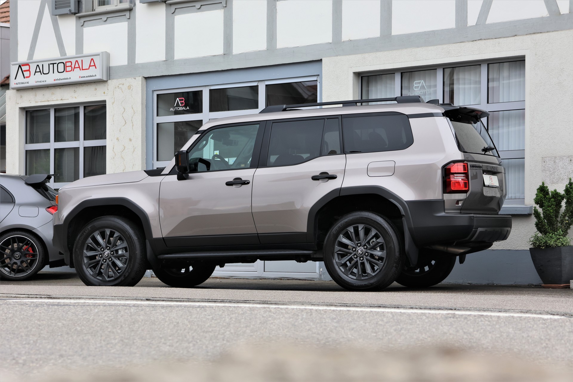TOYOTA Land Cruiser 2.8TD 48V Style (CH)-image-3