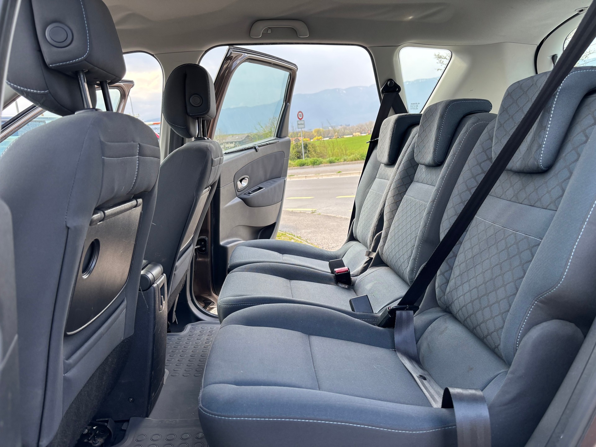 RENAULT Scénic 2.0 16V Expression X-Tronic CVT-image-12