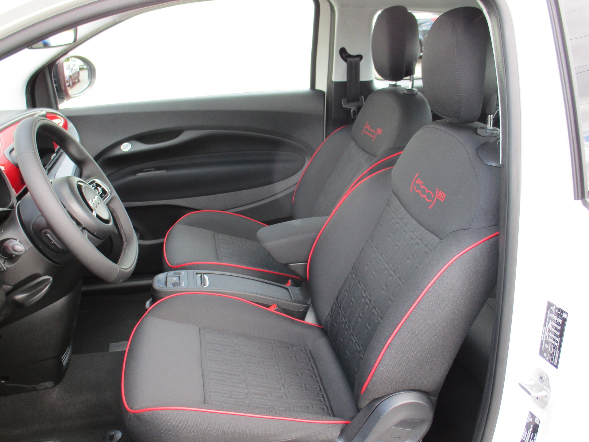 FIAT 500E 87kW RED-image-5