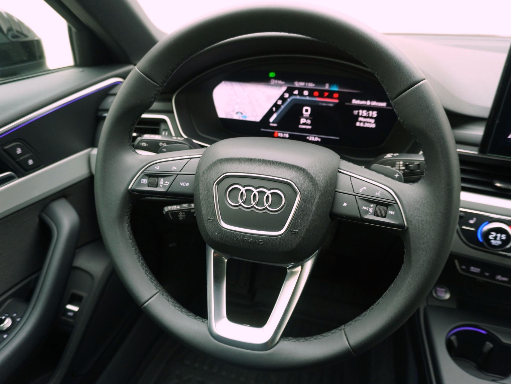 AUDI A4 40 TFSI S Line S-Tronic-image-10