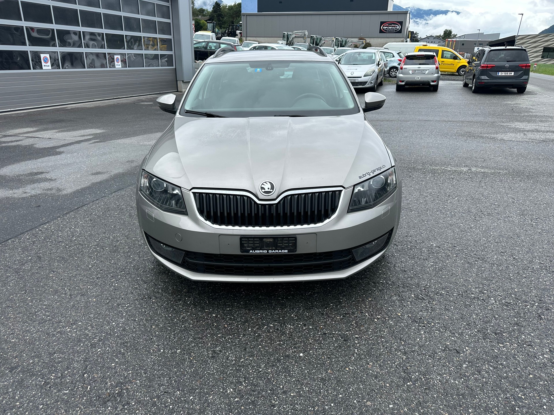 SKODA Octavia Combi 1.8 TSI Elegance 4x4 DSG-image-0