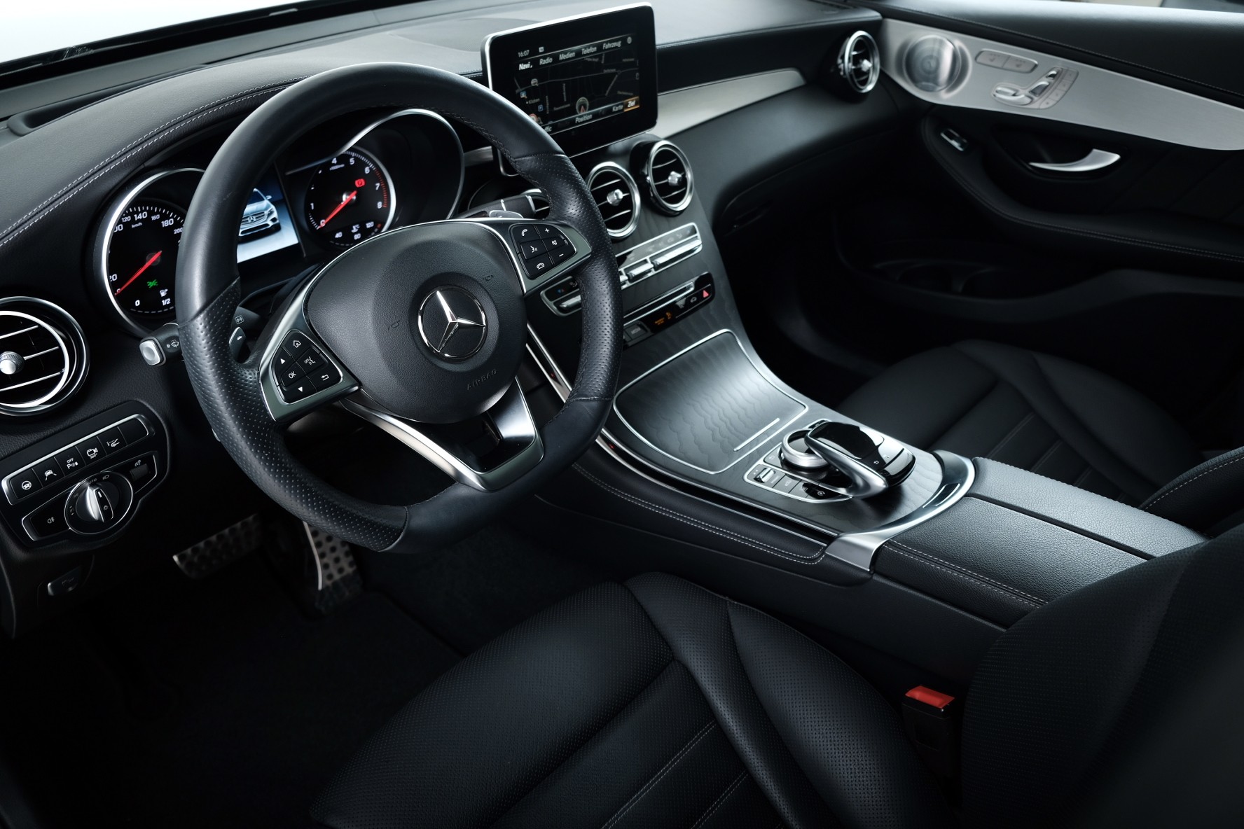 MERCEDES-BENZ GLC-Klasse X253 GLC 250 AMG Li-image-8