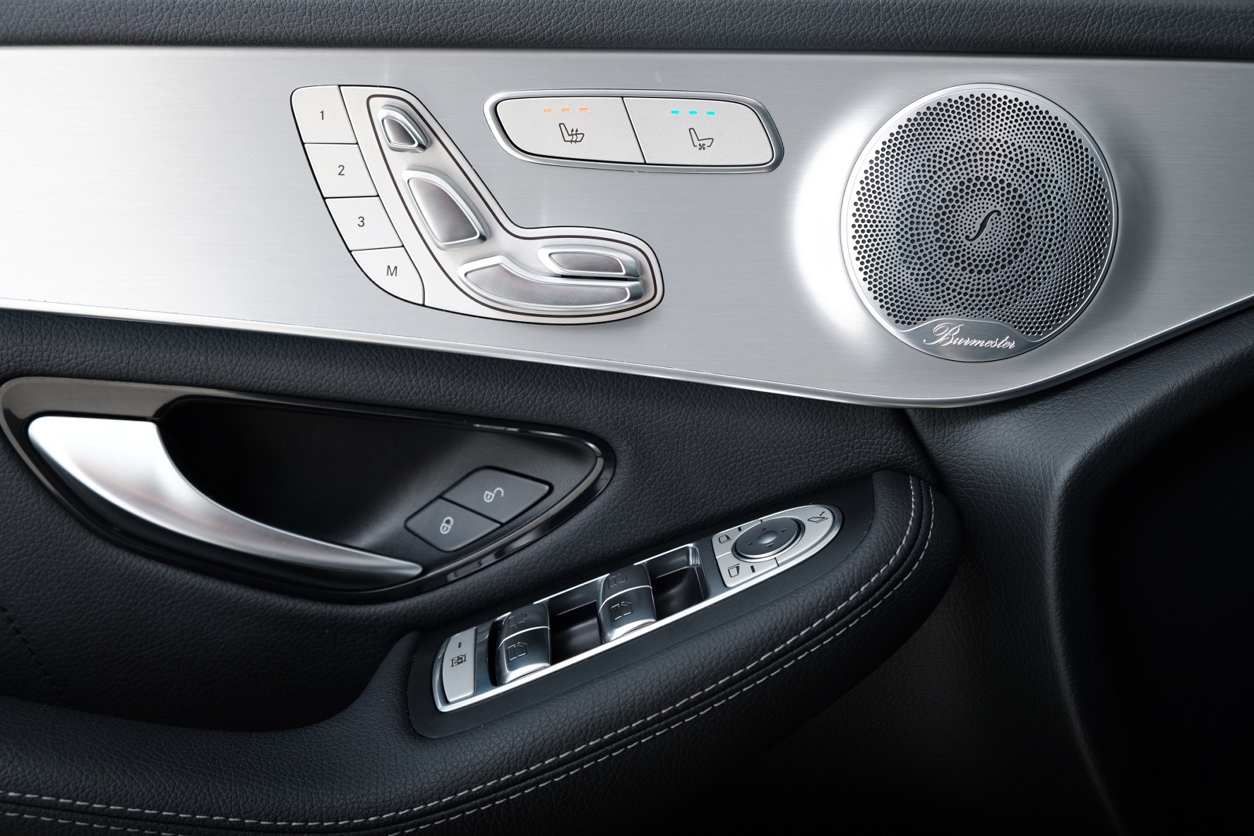 MERCEDES-BENZ GLC-Klasse X253 GLC 250 AMG Li-image-9