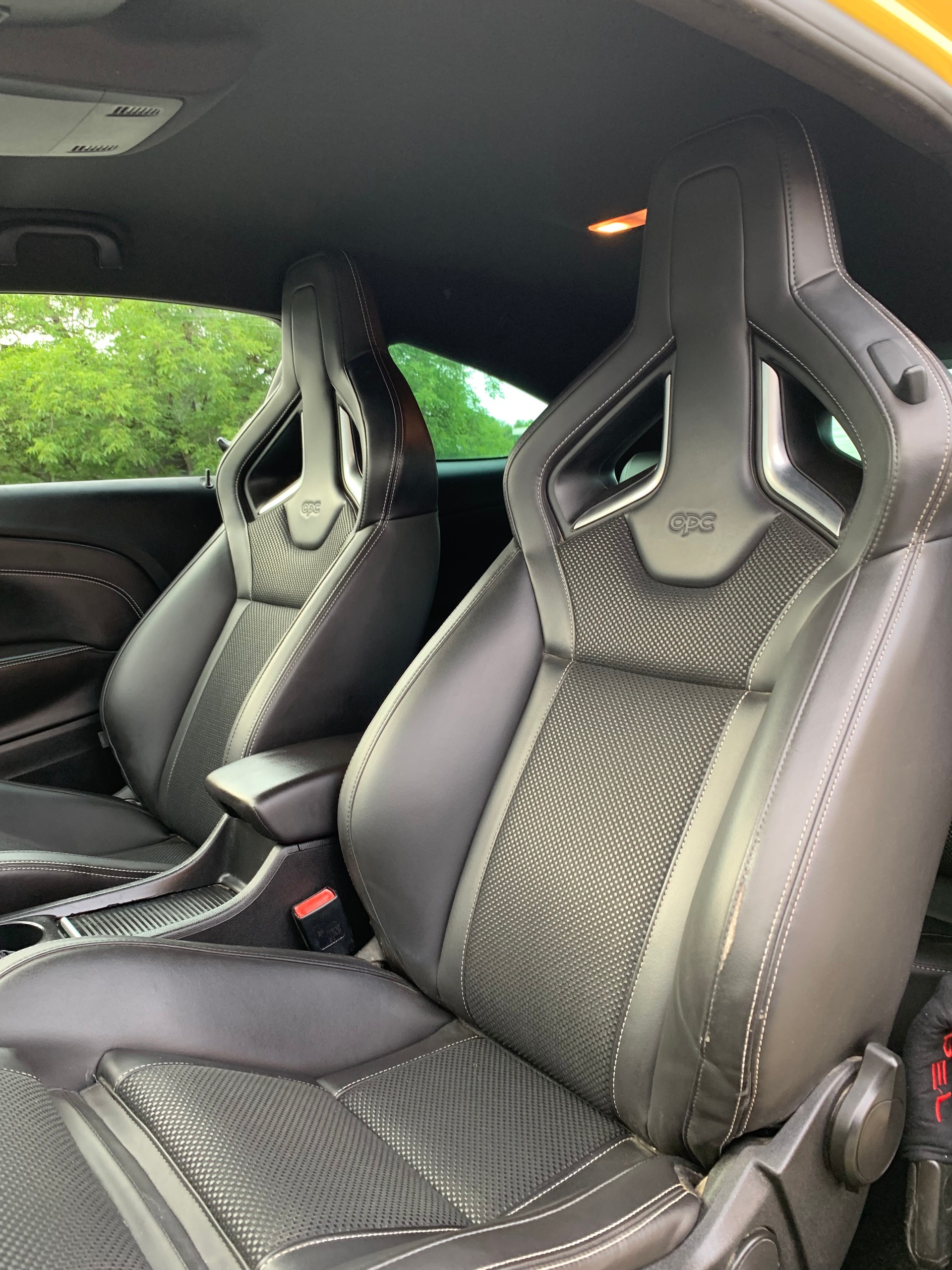 OPEL Astra GTC 2.0i 16V Turbo OPC-image-7