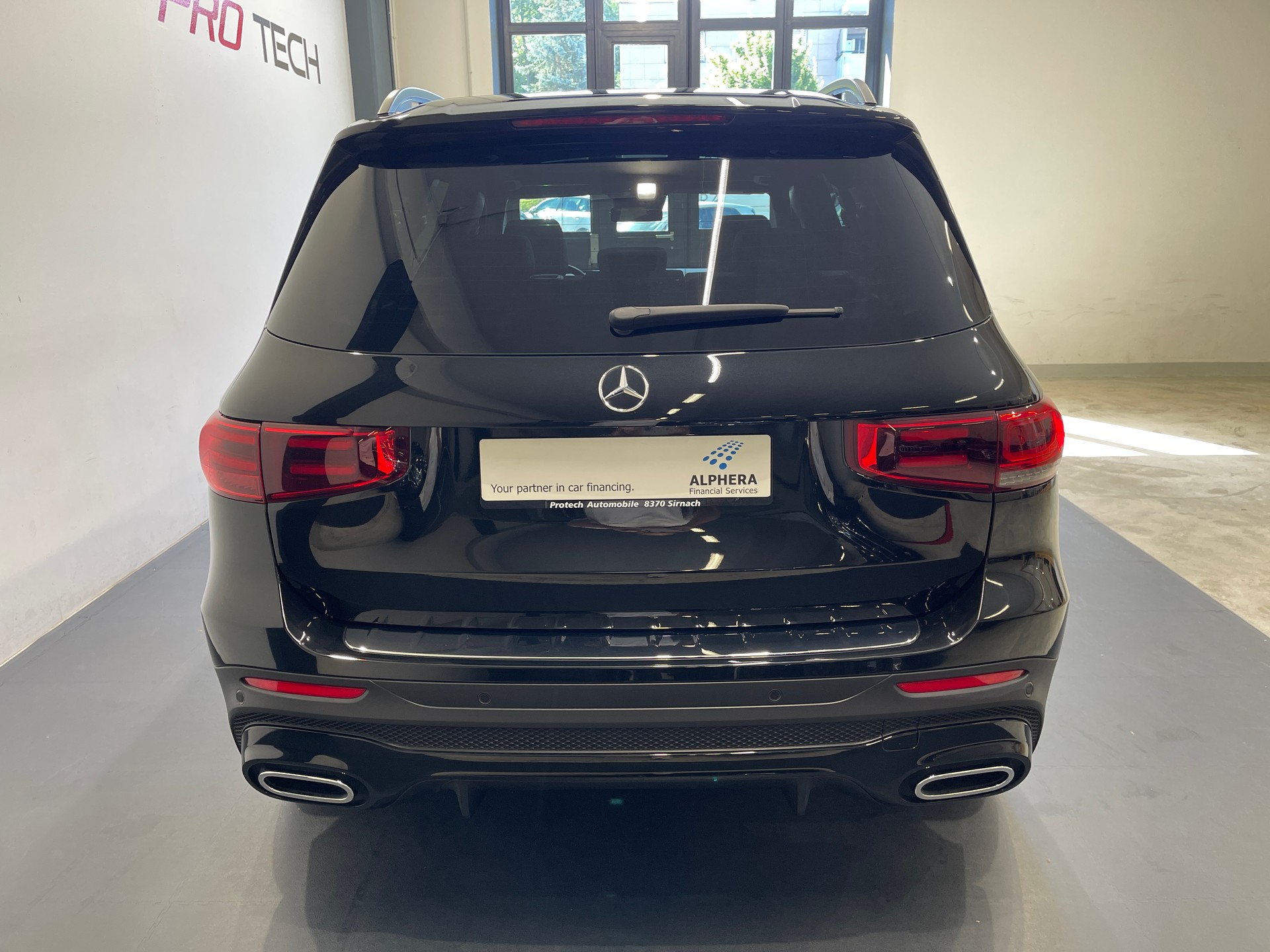 MERCEDES-BENZ GLB 200 d 8G-Tronic *AMG -LINE 7 PLATZ*-image-4
