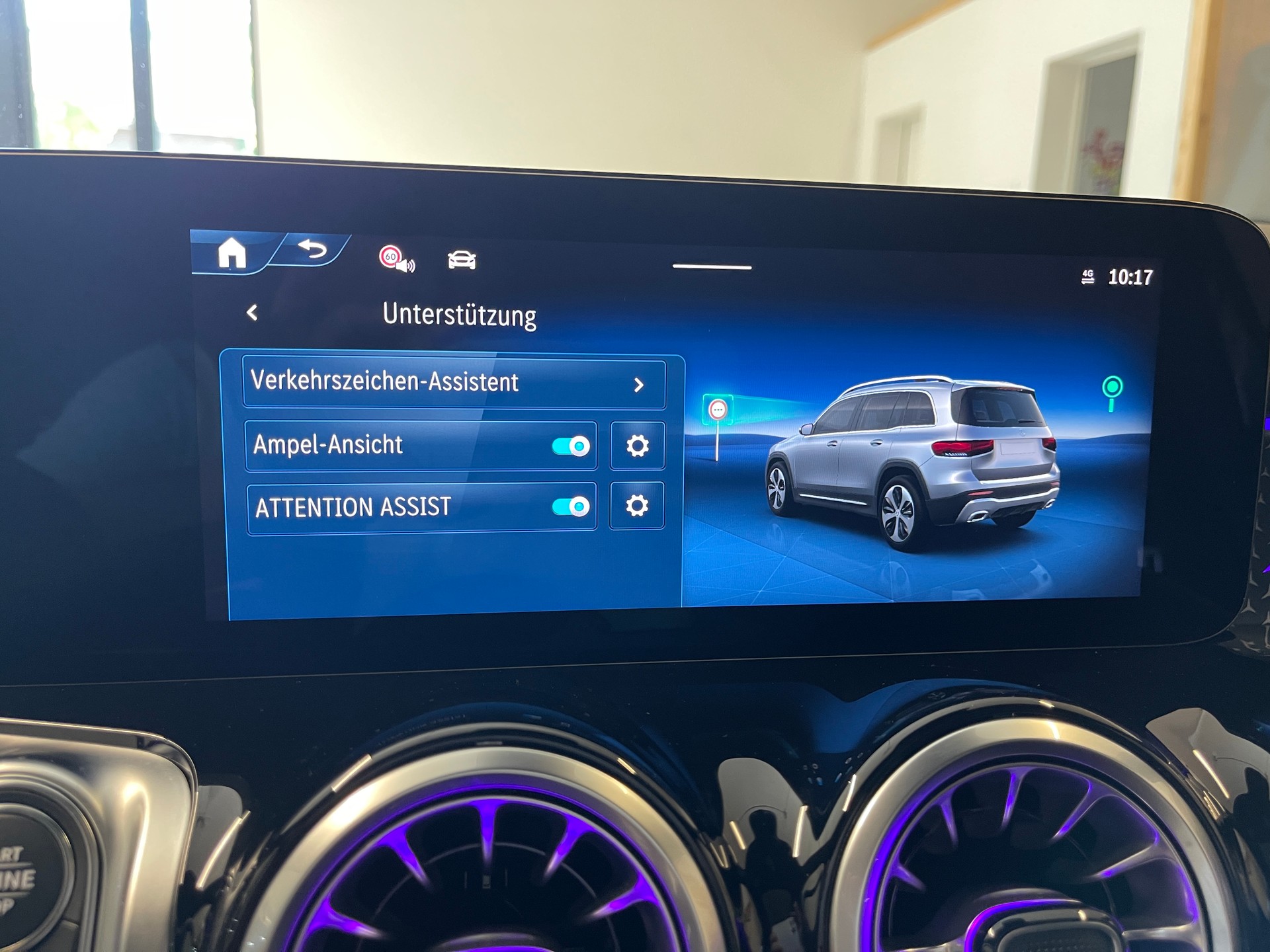 MERCEDES-BENZ GLB 200 d 8G-Tronic *AMG -LINE 7 PLATZ*-image-29