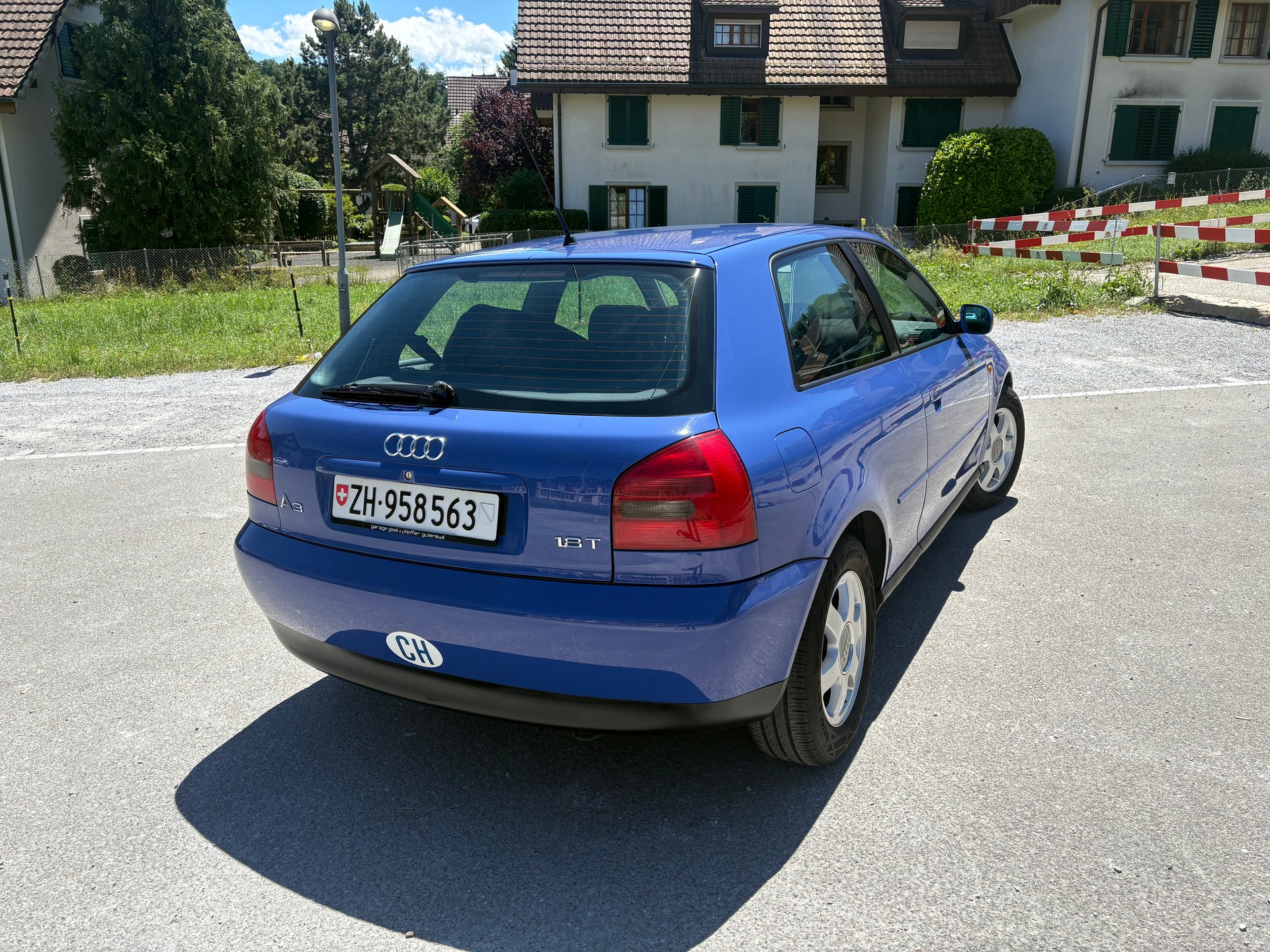 AUDI 1.8 20V Turbo 150 Ambition-image-3