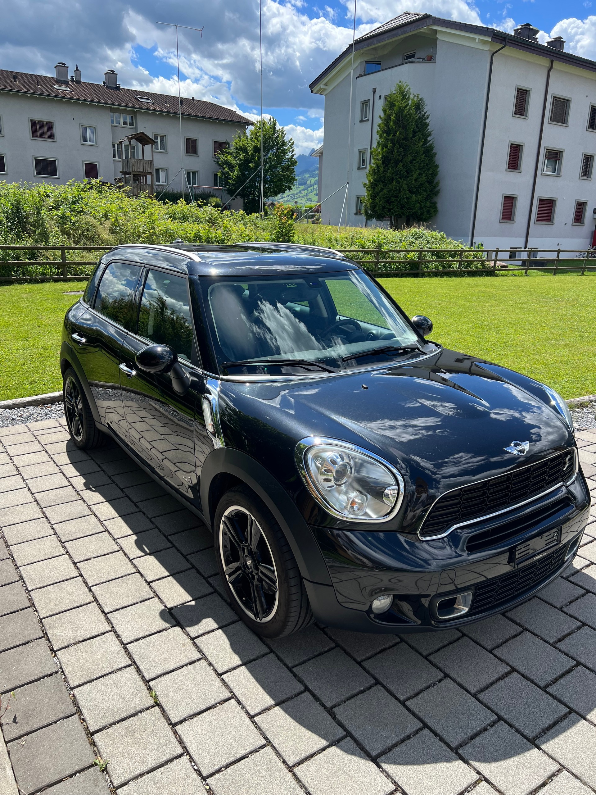 MINI S-image-1