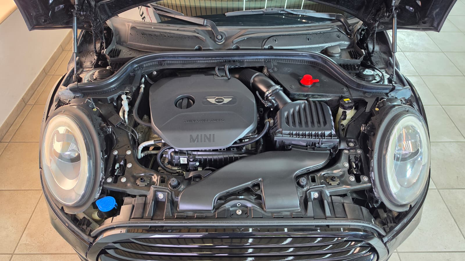 MINI Cooper Steptronic FAHRZEUG IN EINEM TOP ZUSTAND, KLEINER STADTFLITZER, FRISCH AB MFK UND FRISCH AB SERVICE-image-14
