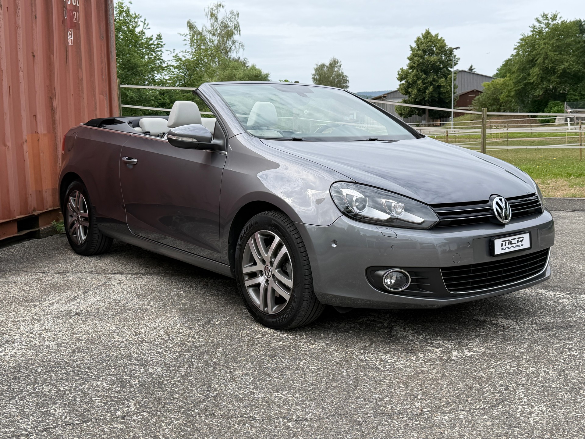 VW Golf VI Cabriolet 1.2 TSI BlueMT-image-3