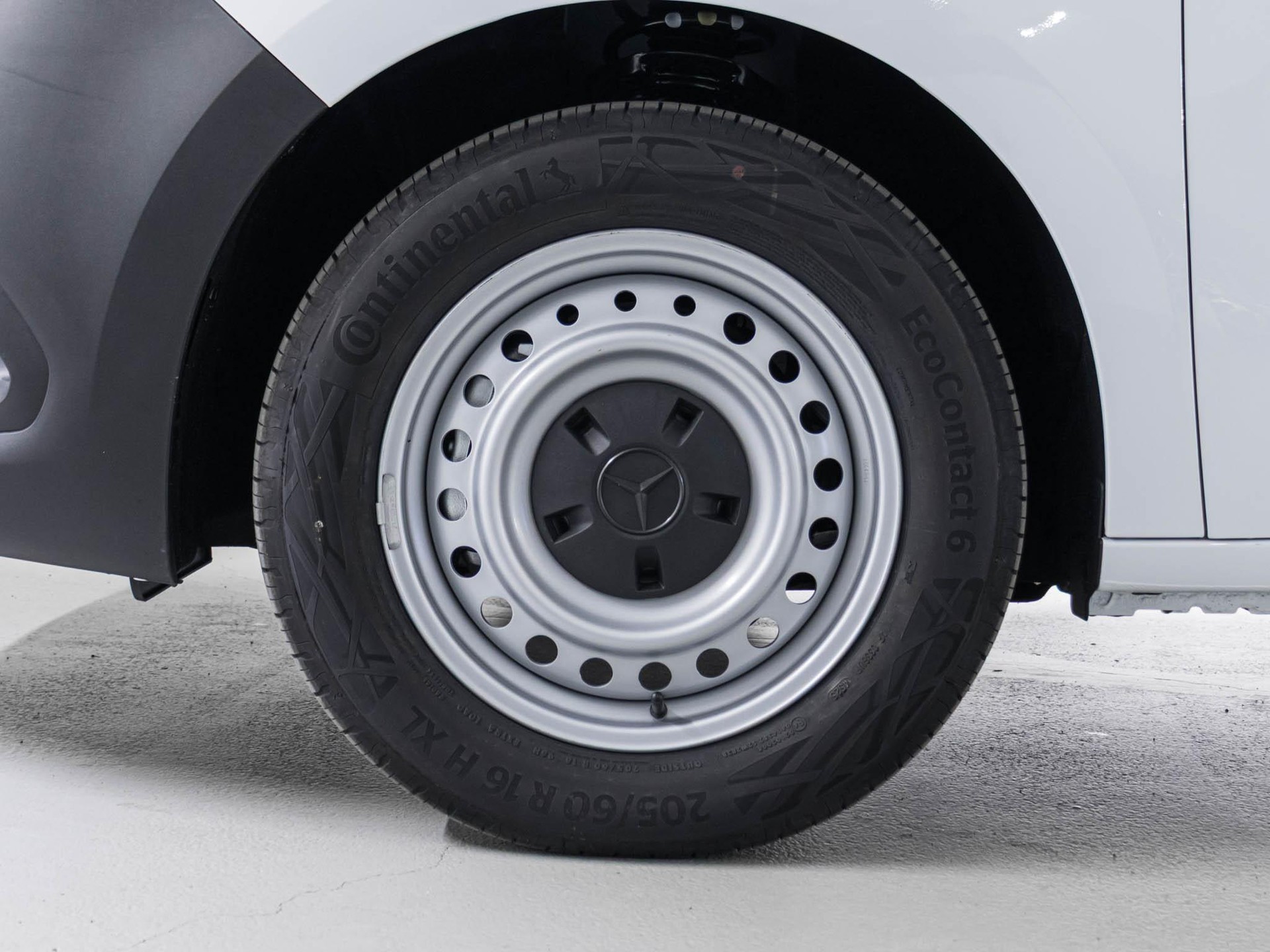 MERCEDES-BENZ eCitan Kasten BASE Standard-image-13