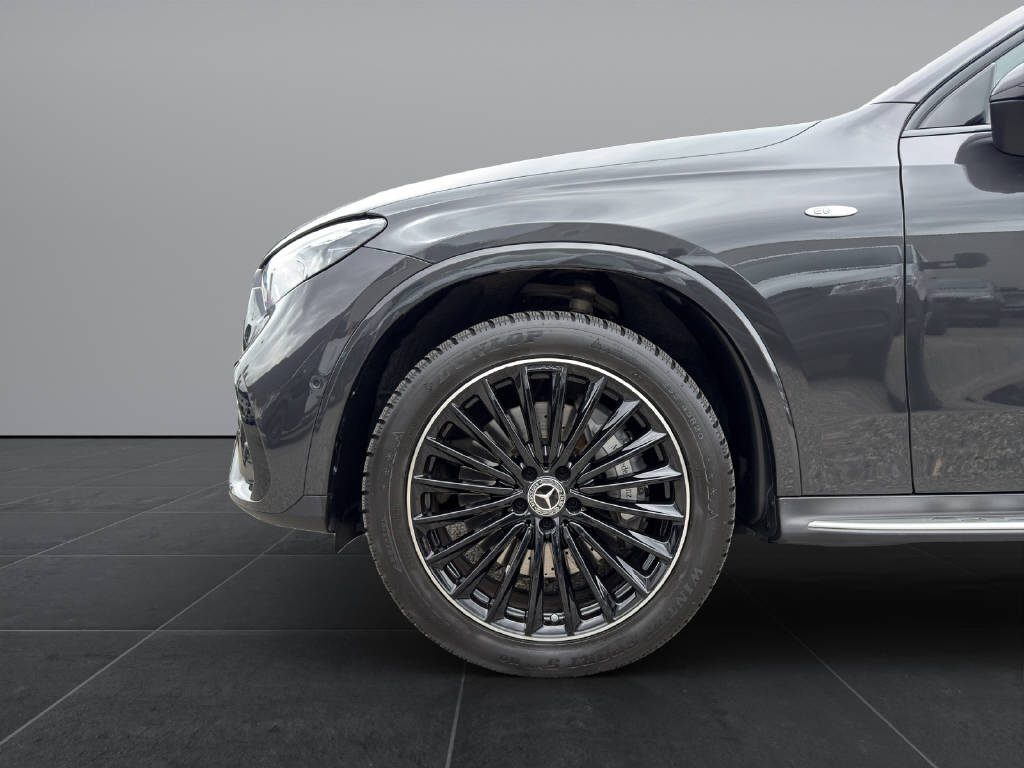 MERCEDES-BENZ GLC 300 e EQ Star AMG Line 4matic Coupé-image-15