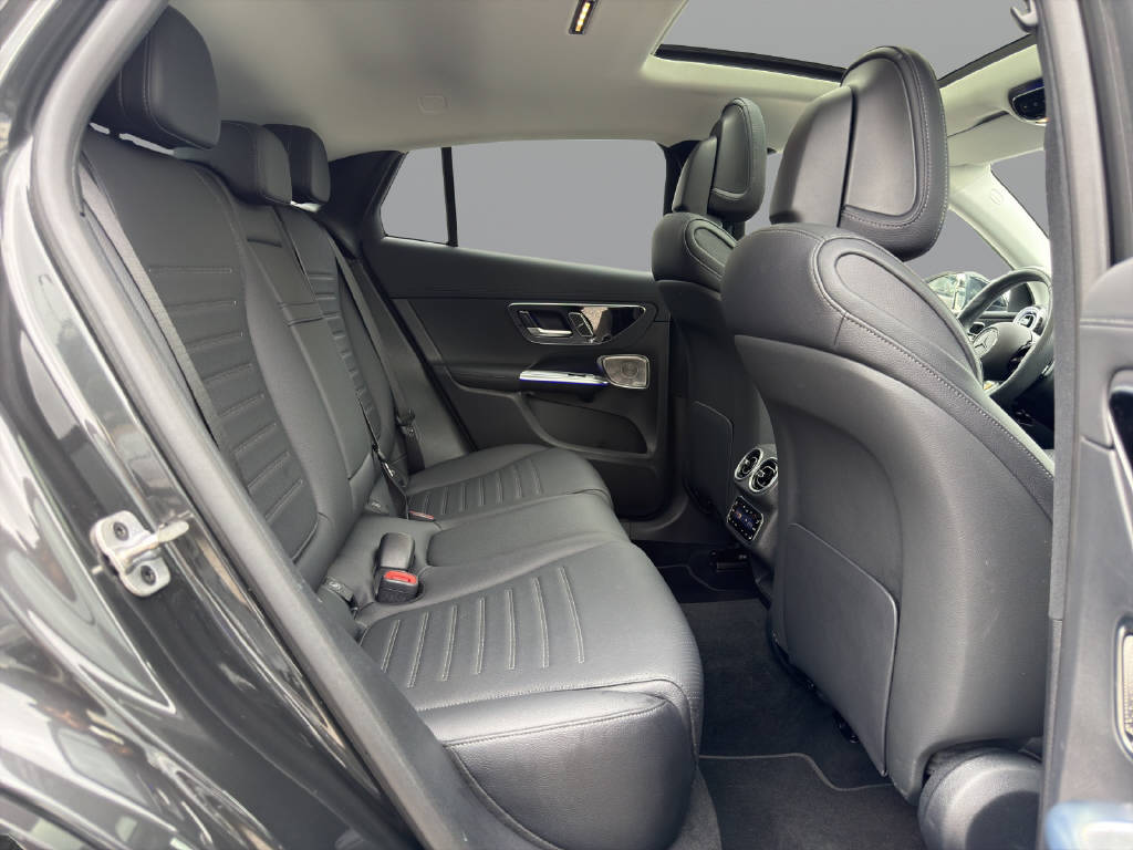 MERCEDES-BENZ GLC 300 e EQ Star AMG Line 4matic Coupé-image-11