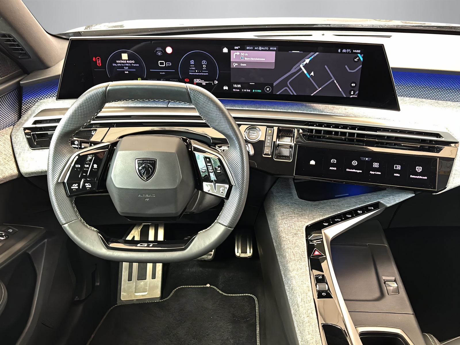 PEUGEOT 3008 1.2 Hybrid GT-image-4