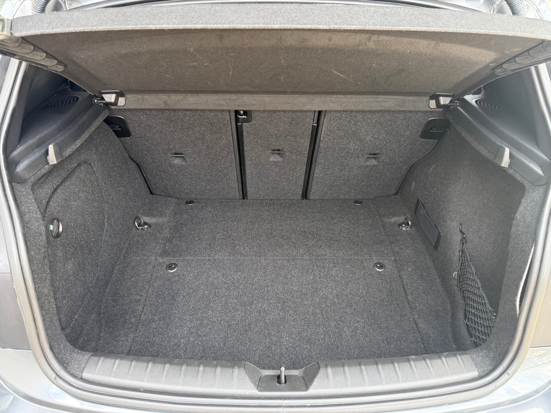 BMW M135i xDrive Steptronic-image-16