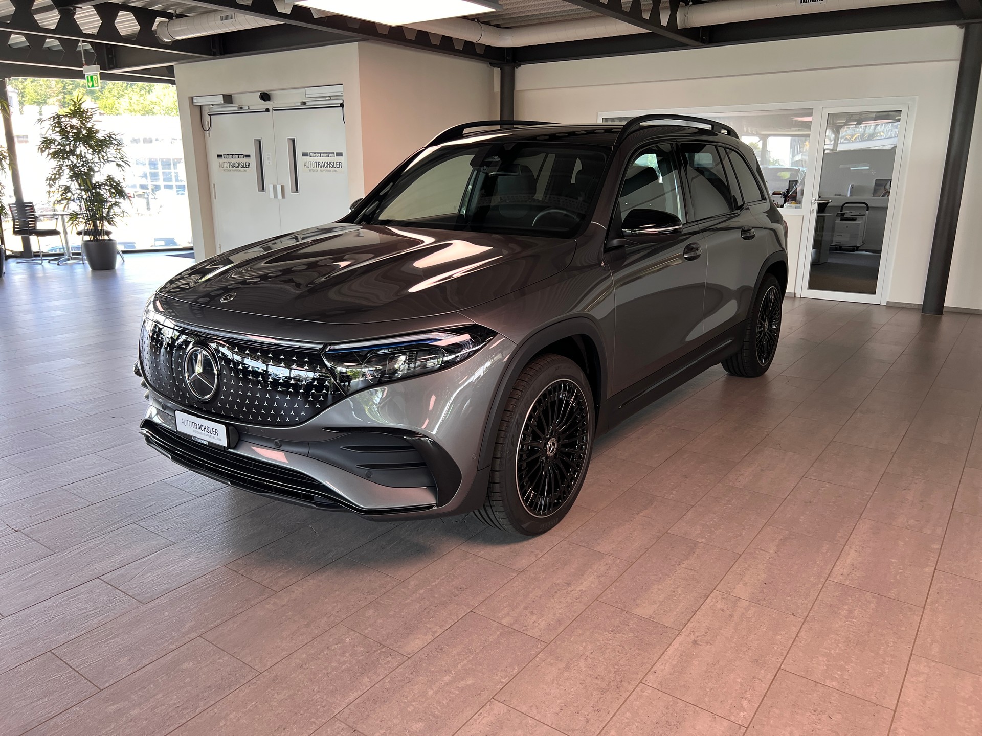 MERCEDES-BENZ EQB 350 66,5 kWh 4Matic Excellence-image-3