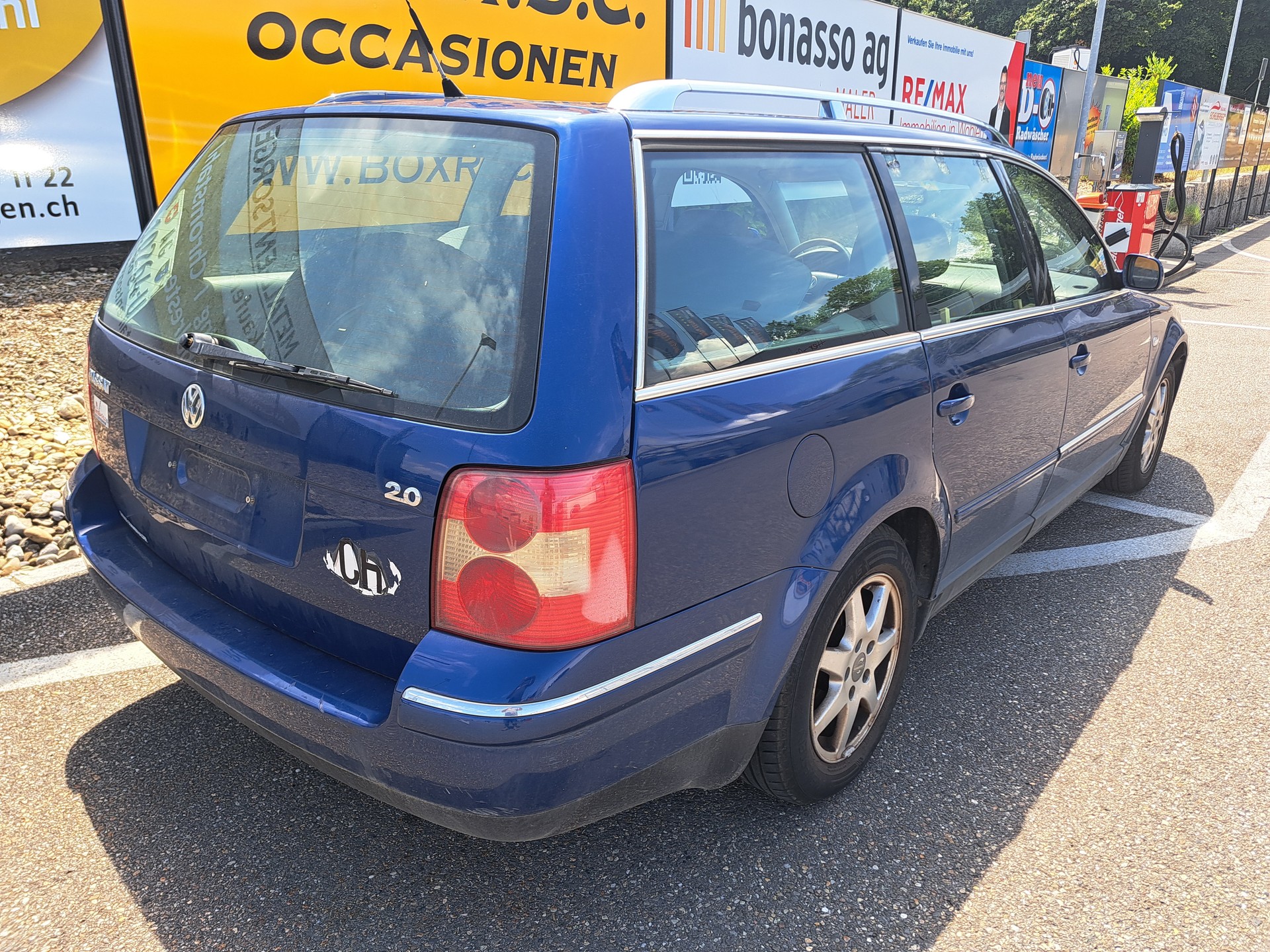 VW Passat Variant 2.0 Trendline-image-1
