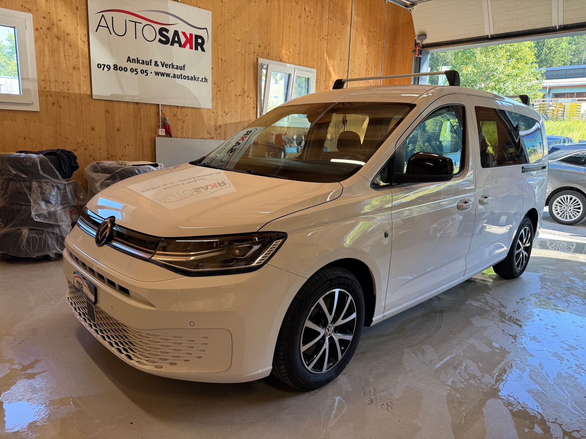VW Caddy Maxi 2.0 TDI Life DSG-image-0