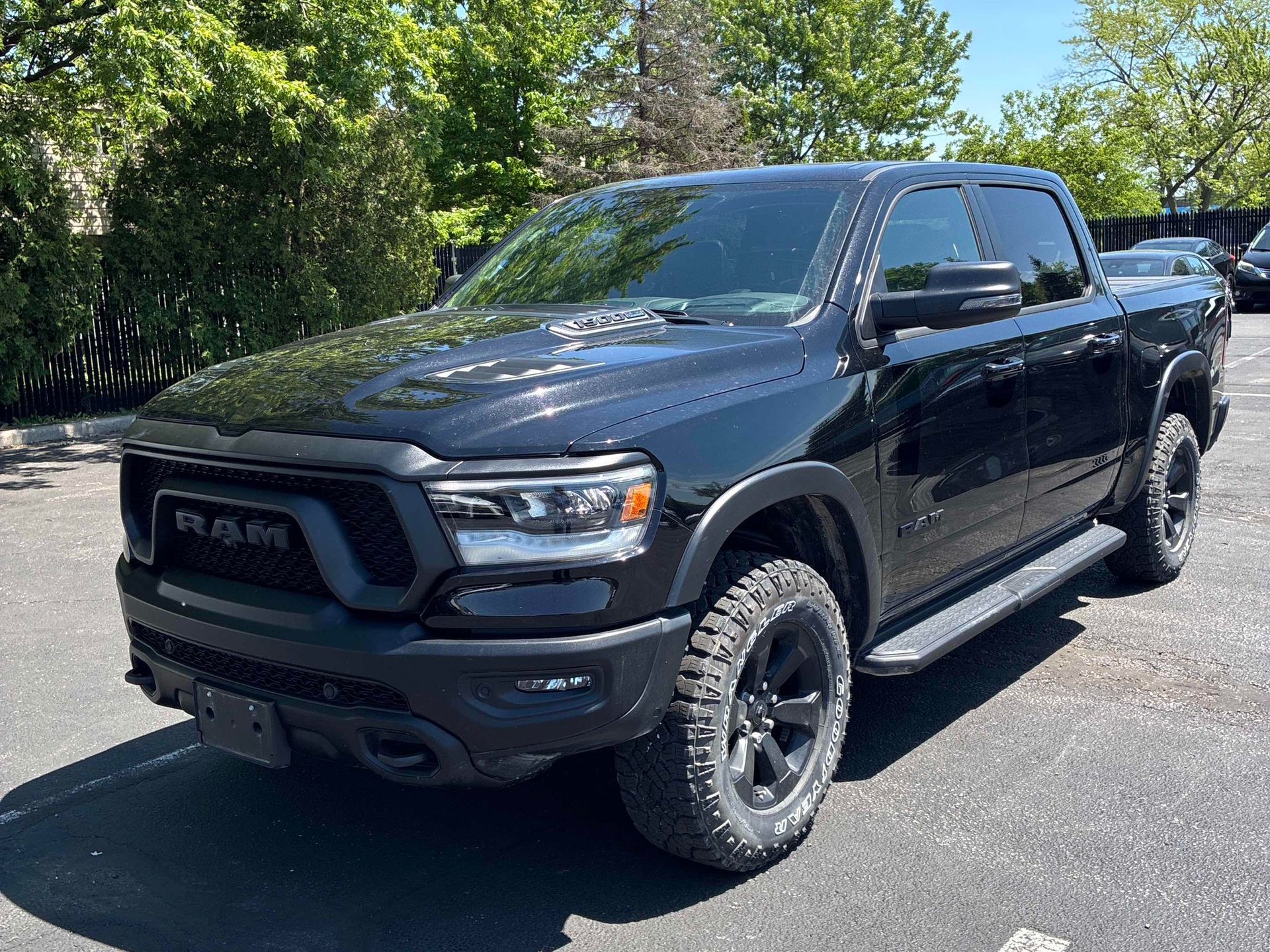 DODGE Ram 1500 5.7 V8 4x4 Rebel 396PS / 3.5T AHK-image-3