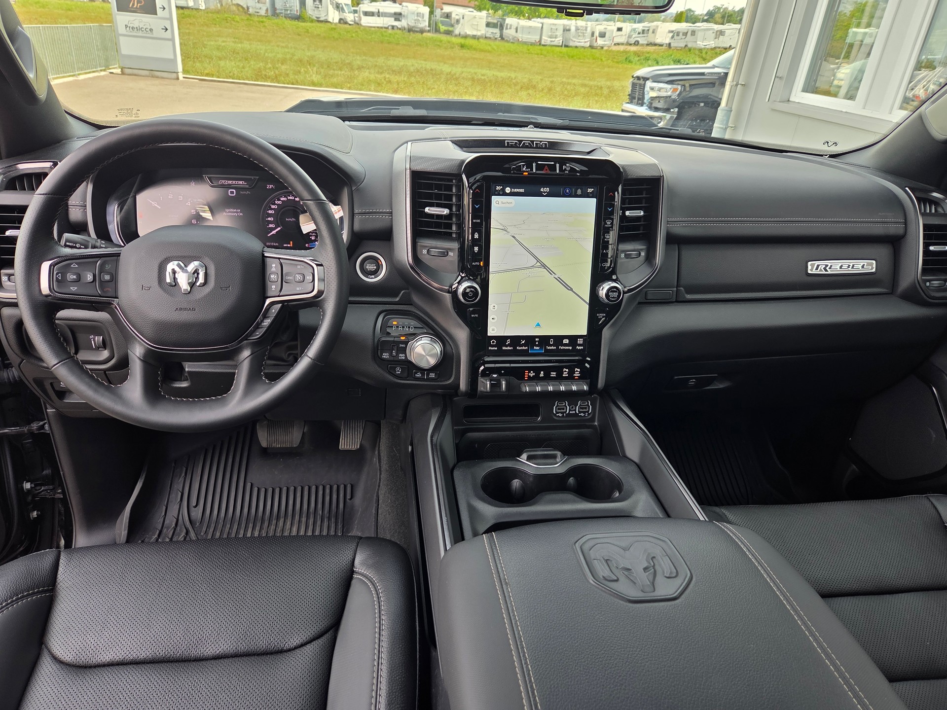 DODGE Ram 1500 5.7 V8 4x4 Rebel 396PS / 3.5T AHK-image-13