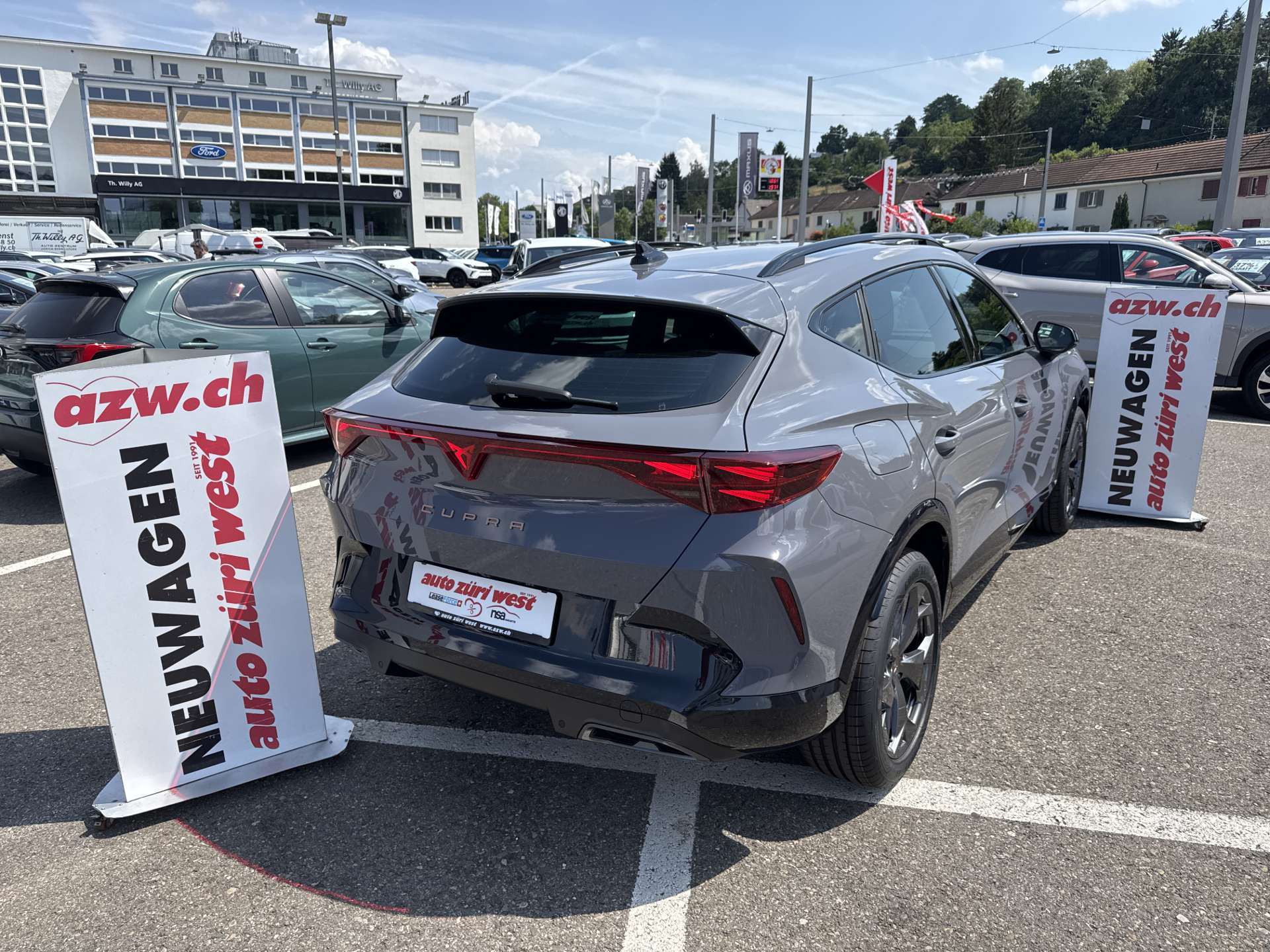 CUPRA Formentor 1.5 TSi DSG-Automat-image-2