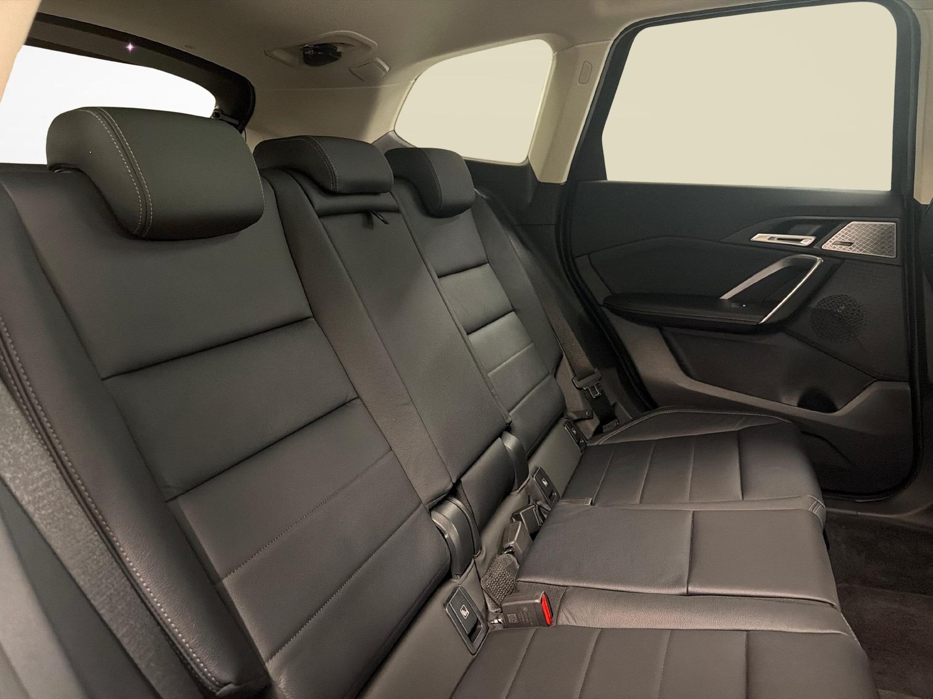BMW X1 23d xDrive23d-image-17