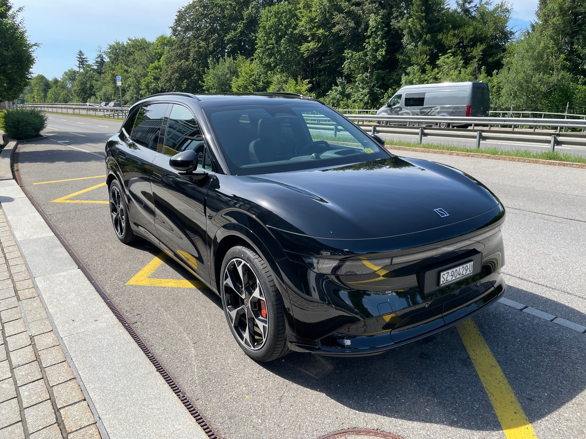 ZEEKR ZEEKR 7X 100kWh Privilege AWD mit Comfort und Cockpitpaket / MODELL 26-image-2