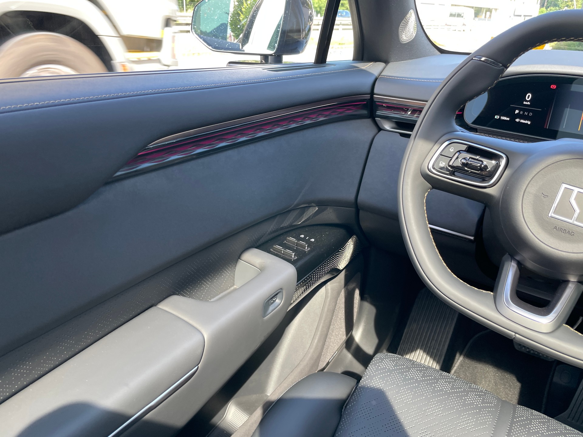 ZEEKR ZEEKR 7X 100kWh Privilege AWD mit Comfort und Cockpitpaket / MODELL 26-image-20