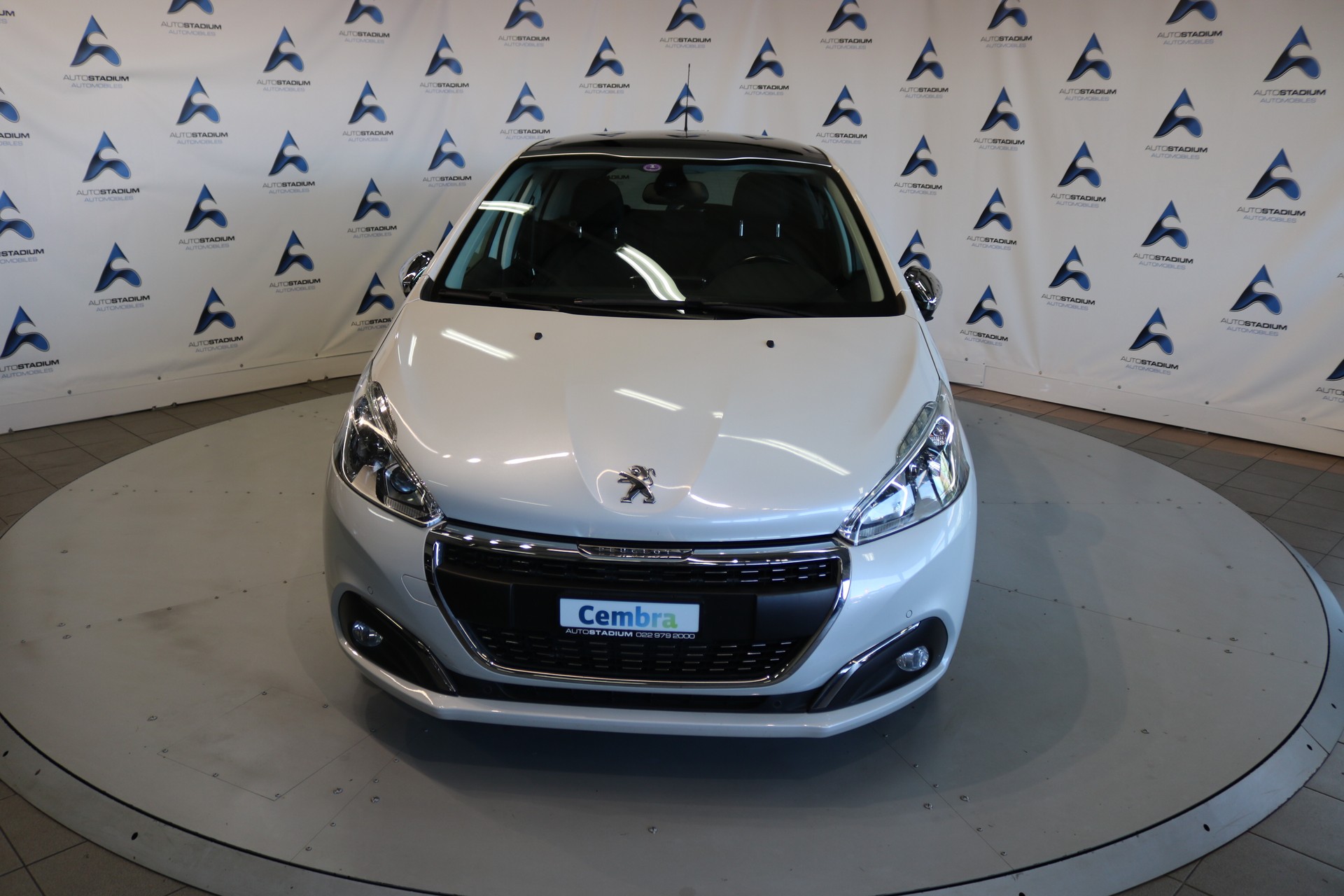 PEUGEOT 208 Allure EAT6-image-17