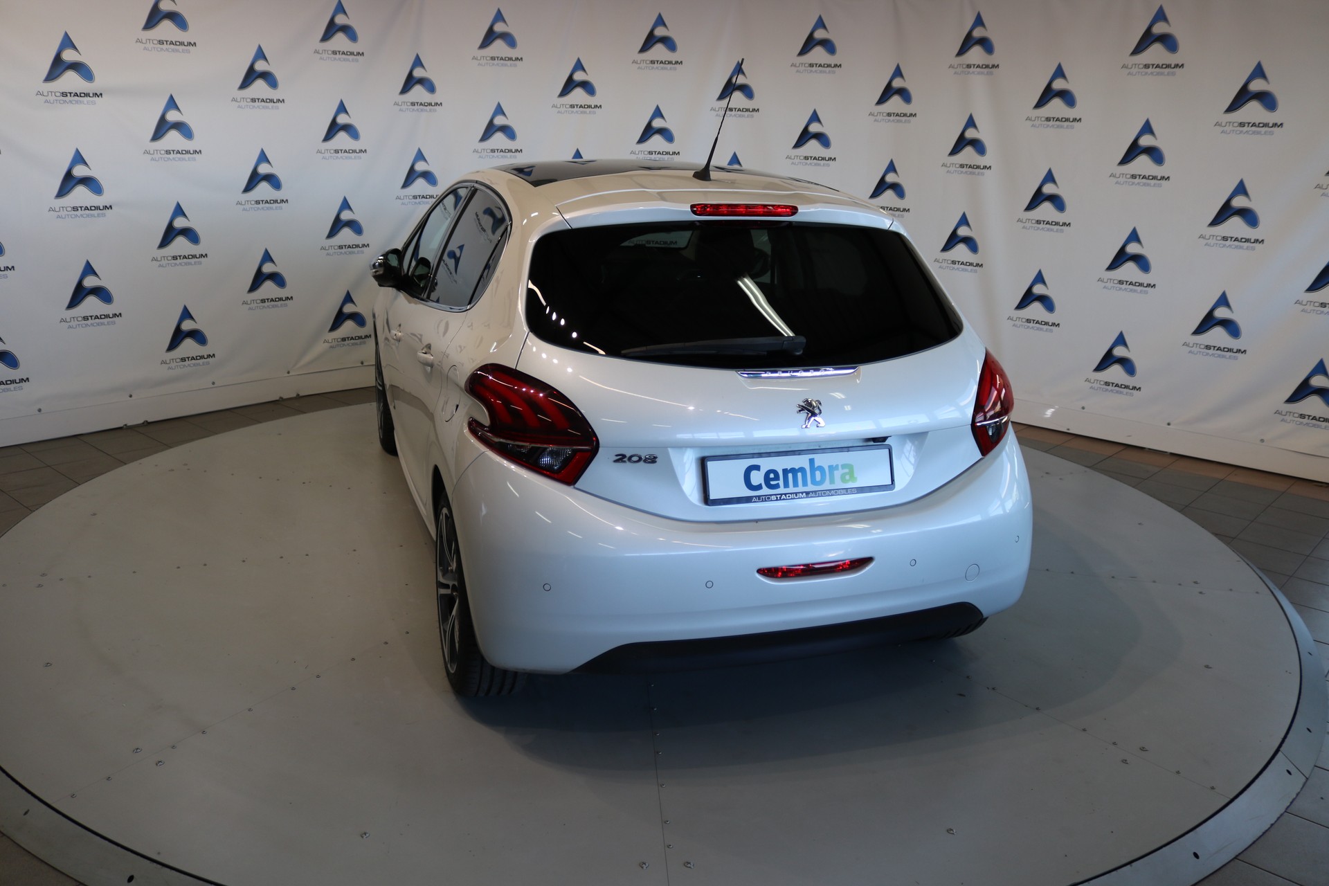 PEUGEOT 208 Allure EAT6-image-27