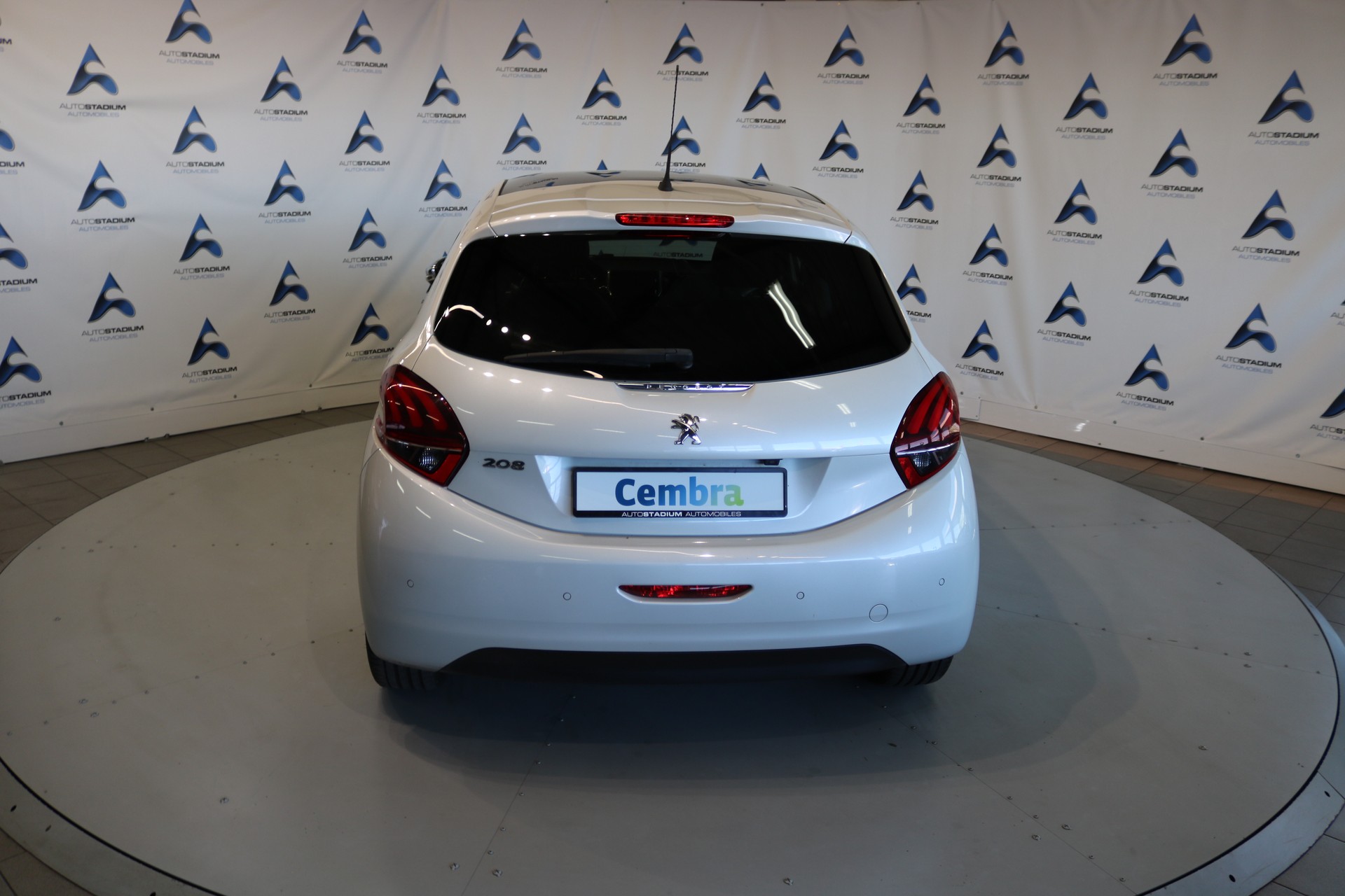 PEUGEOT 208 Allure EAT6-image-29