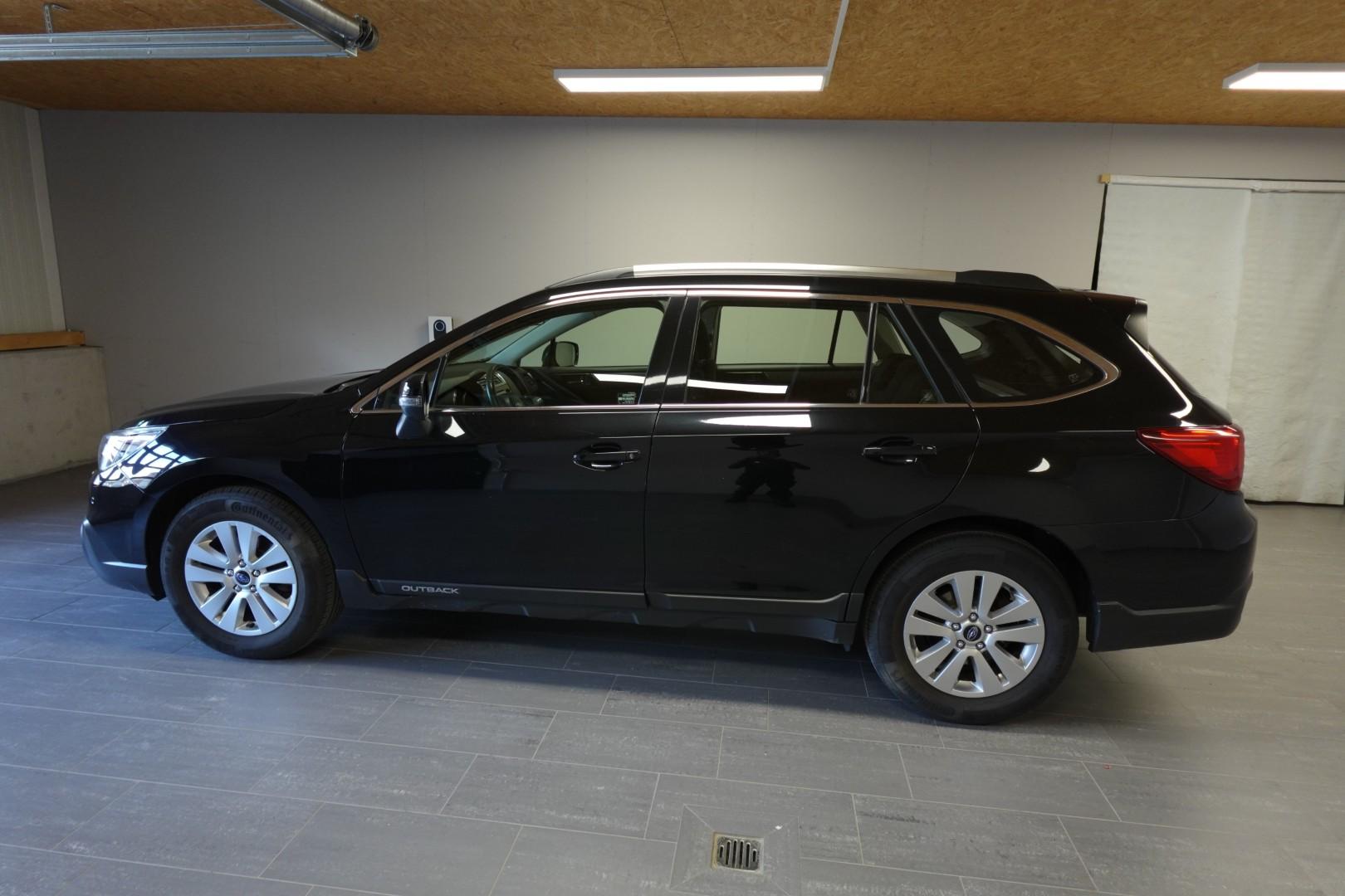SUBARU Outback 2.0 D Swiss-image-13