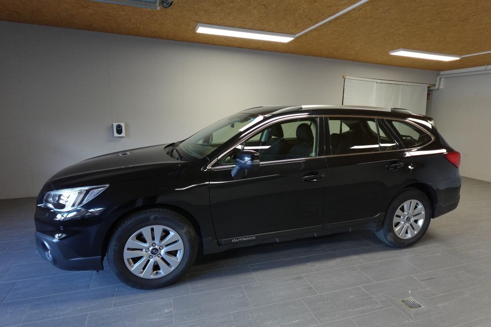 SUBARU Outback 2.0 D Swiss-image-15