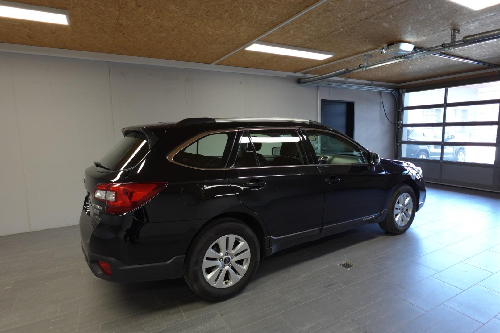 SUBARU Outback 2.0 D Swiss-image-7