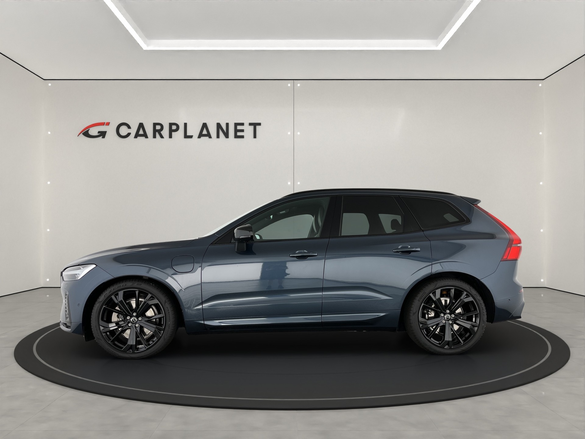 VOLVO XC60 2.0 T8 TE Black Edition eAWD-image-4