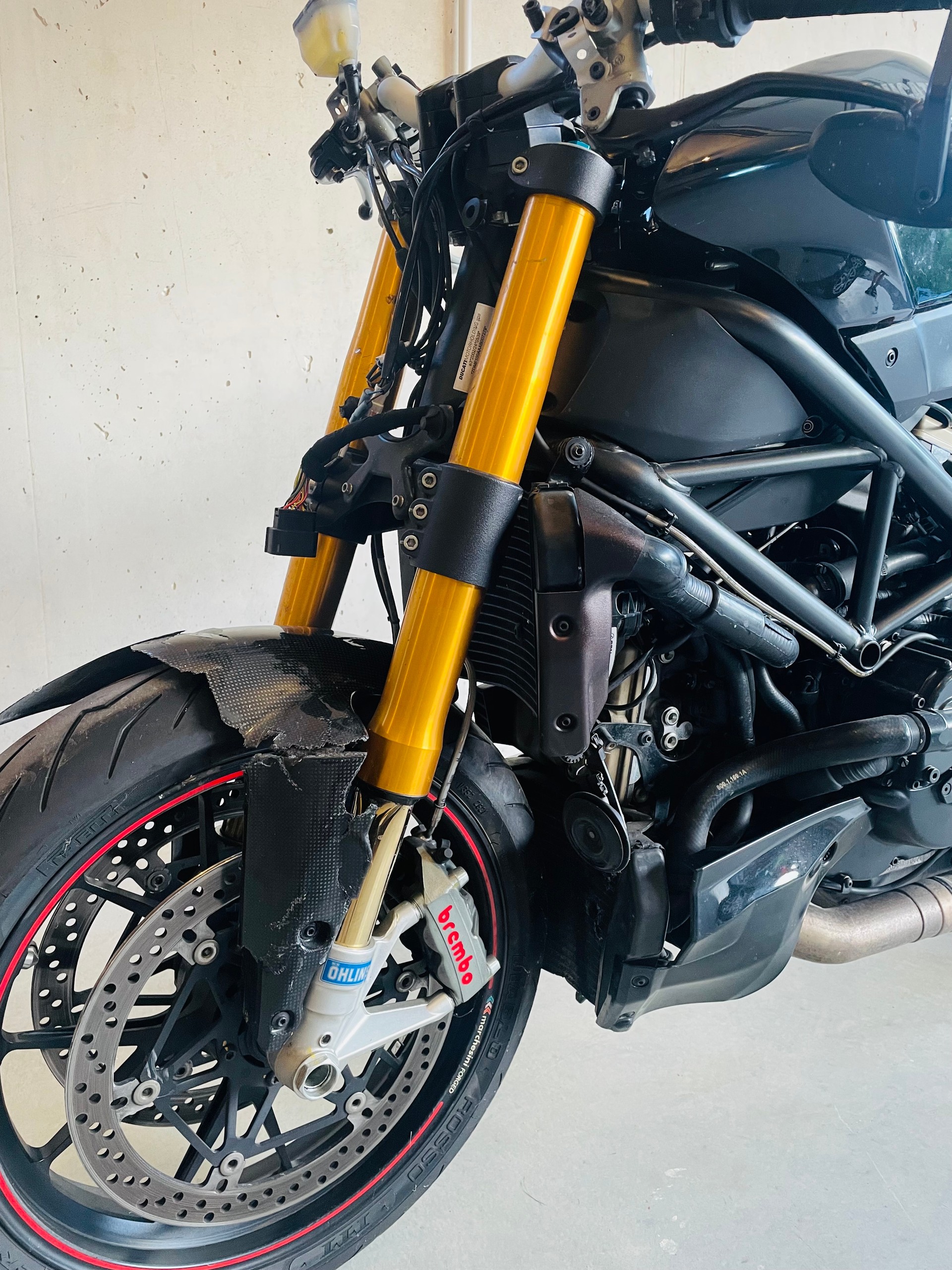 DUCATI Streetfighter 1099 S-image-4