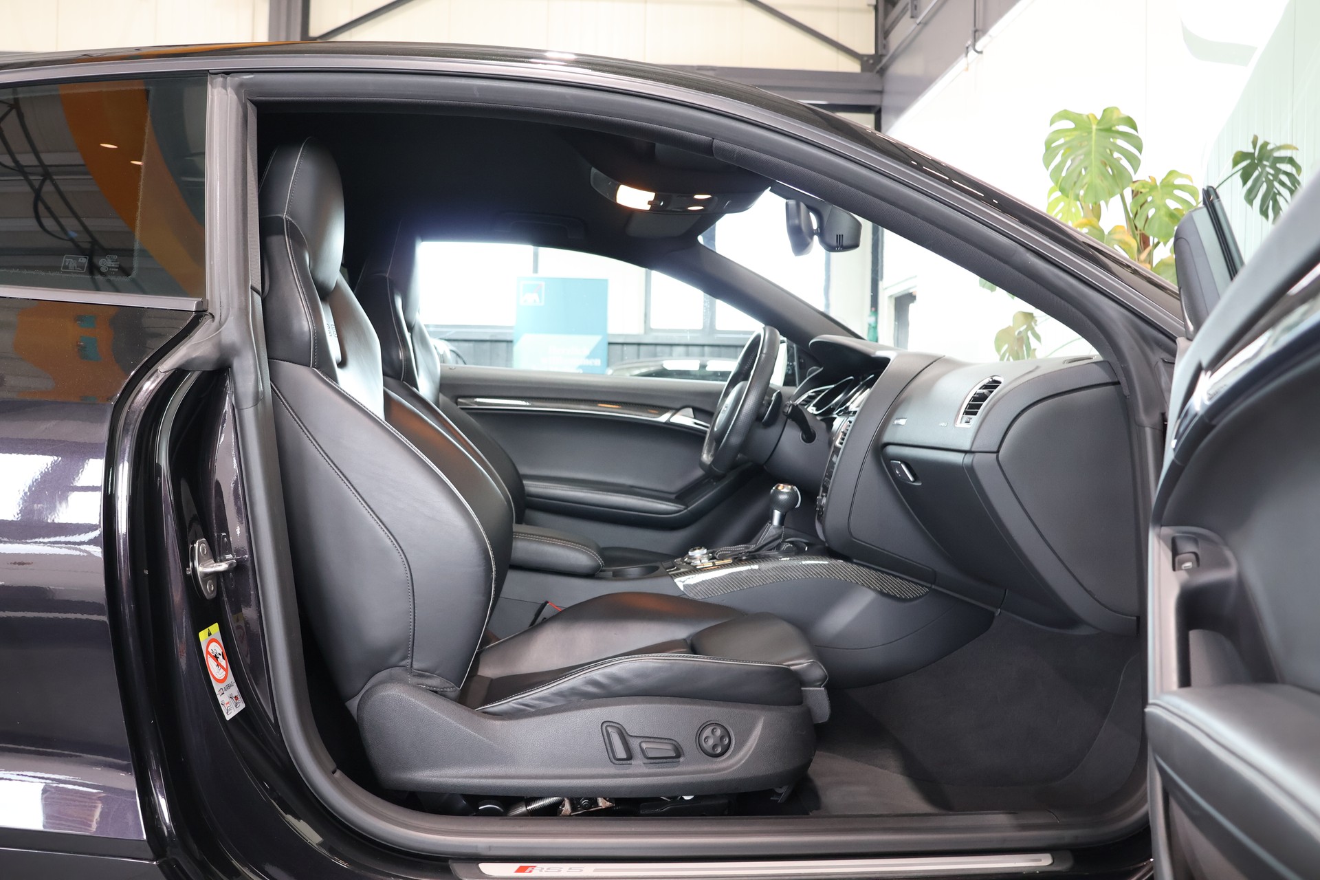 AUDI RS5 Coupé 4.2 FSI quattro S-tronic-image-12