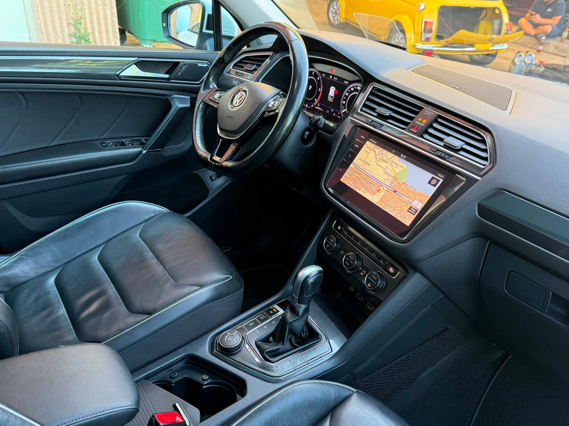 VW Tiguan Allspace 2.0 TDI SCR Highline 4Motion DSG-image-13