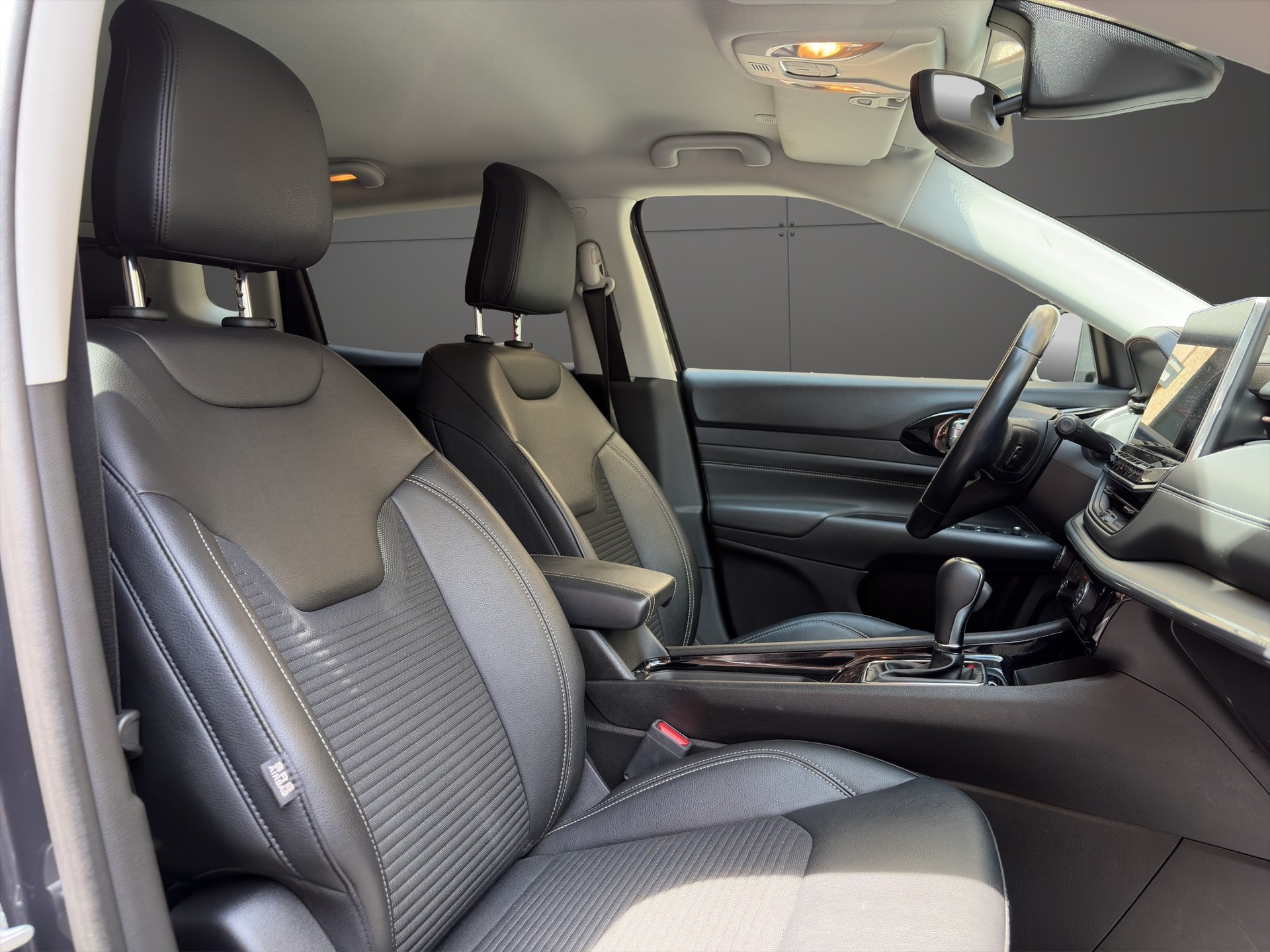 JEEP Compass 4x2 1.3 Limited DKG-image-15