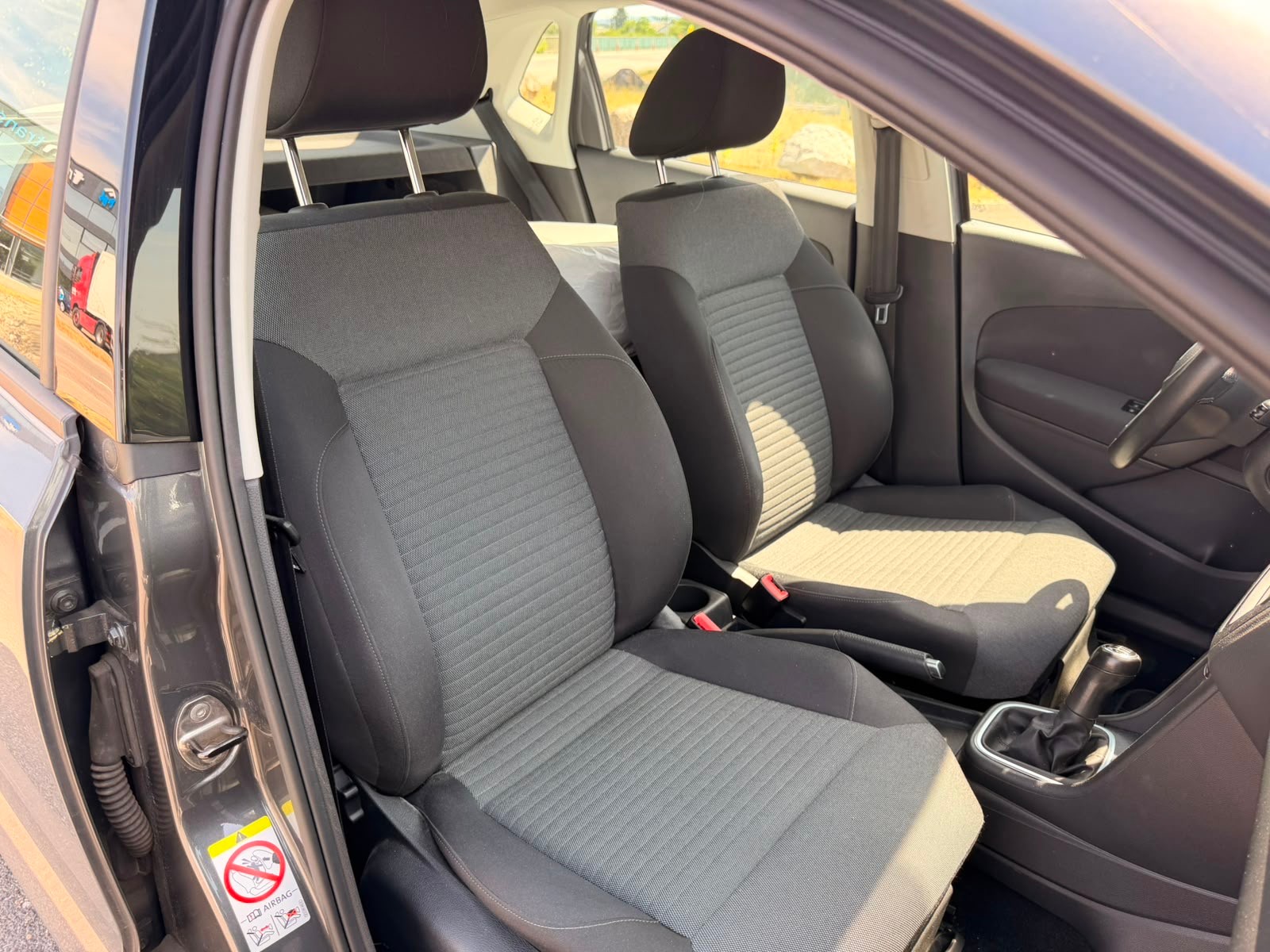 VW Polo 1.2 TSI Comfortline-image-7