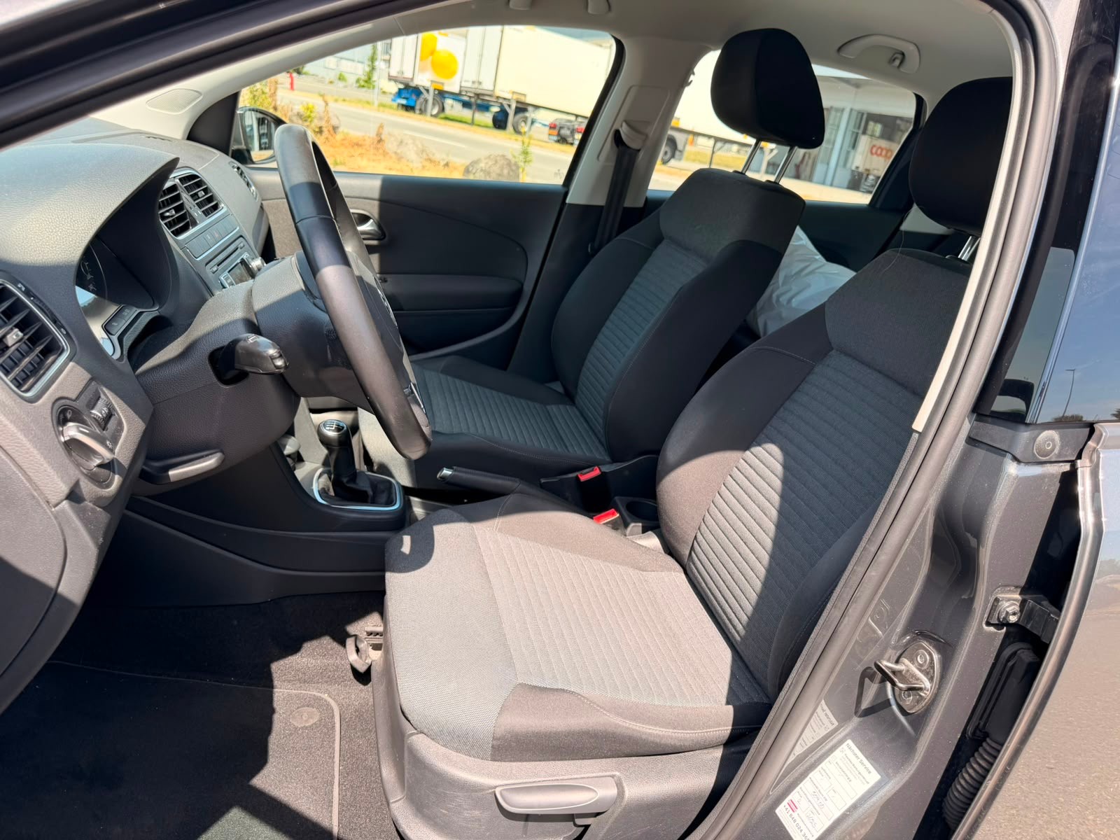 VW Polo 1.2 TSI Comfortline-image-5