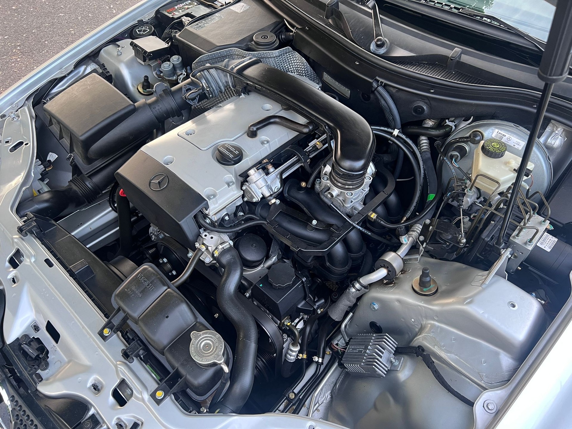 MERCEDES-BENZ SLK 200-image-8