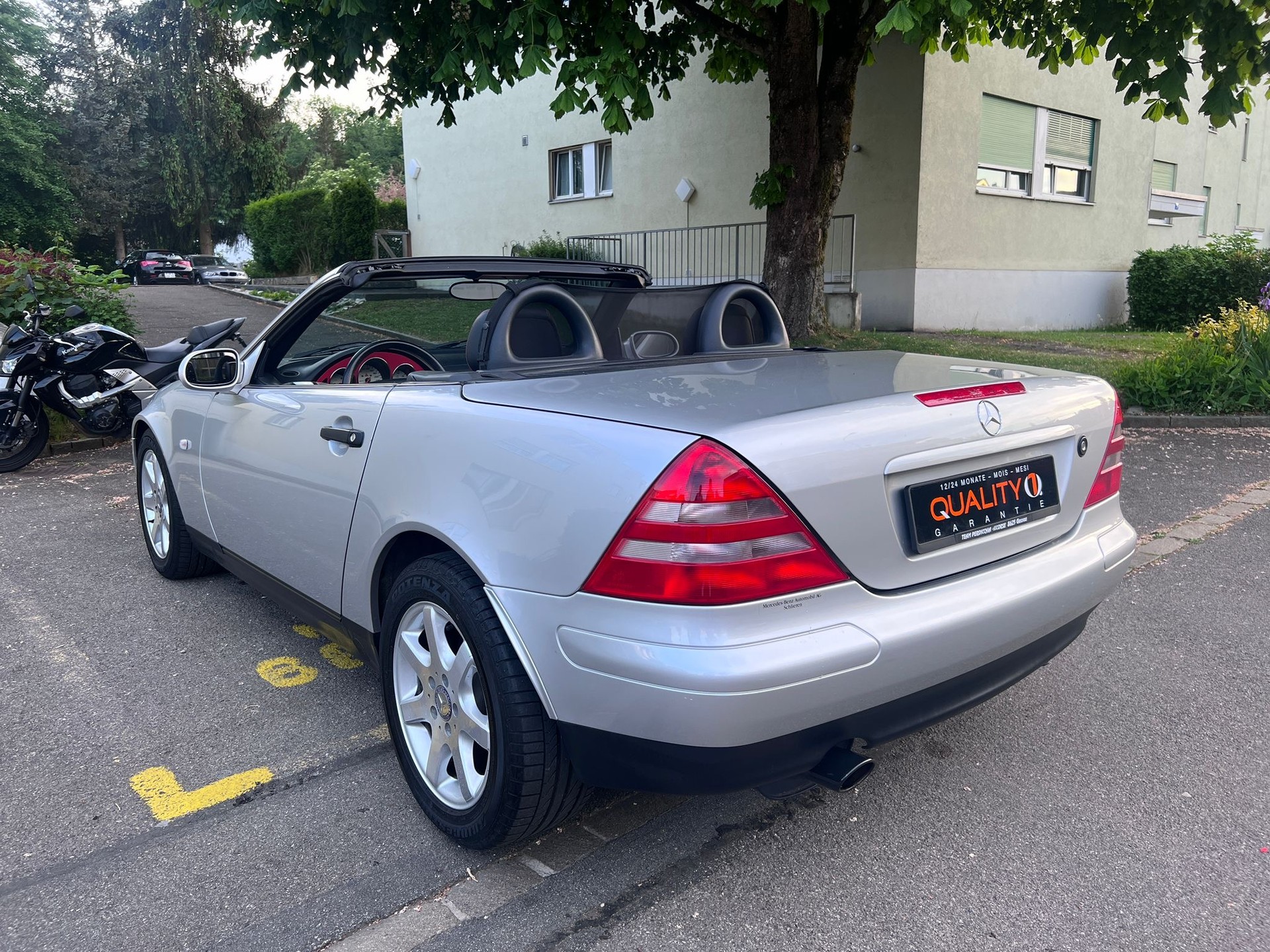 MERCEDES-BENZ SLK 200-image-2