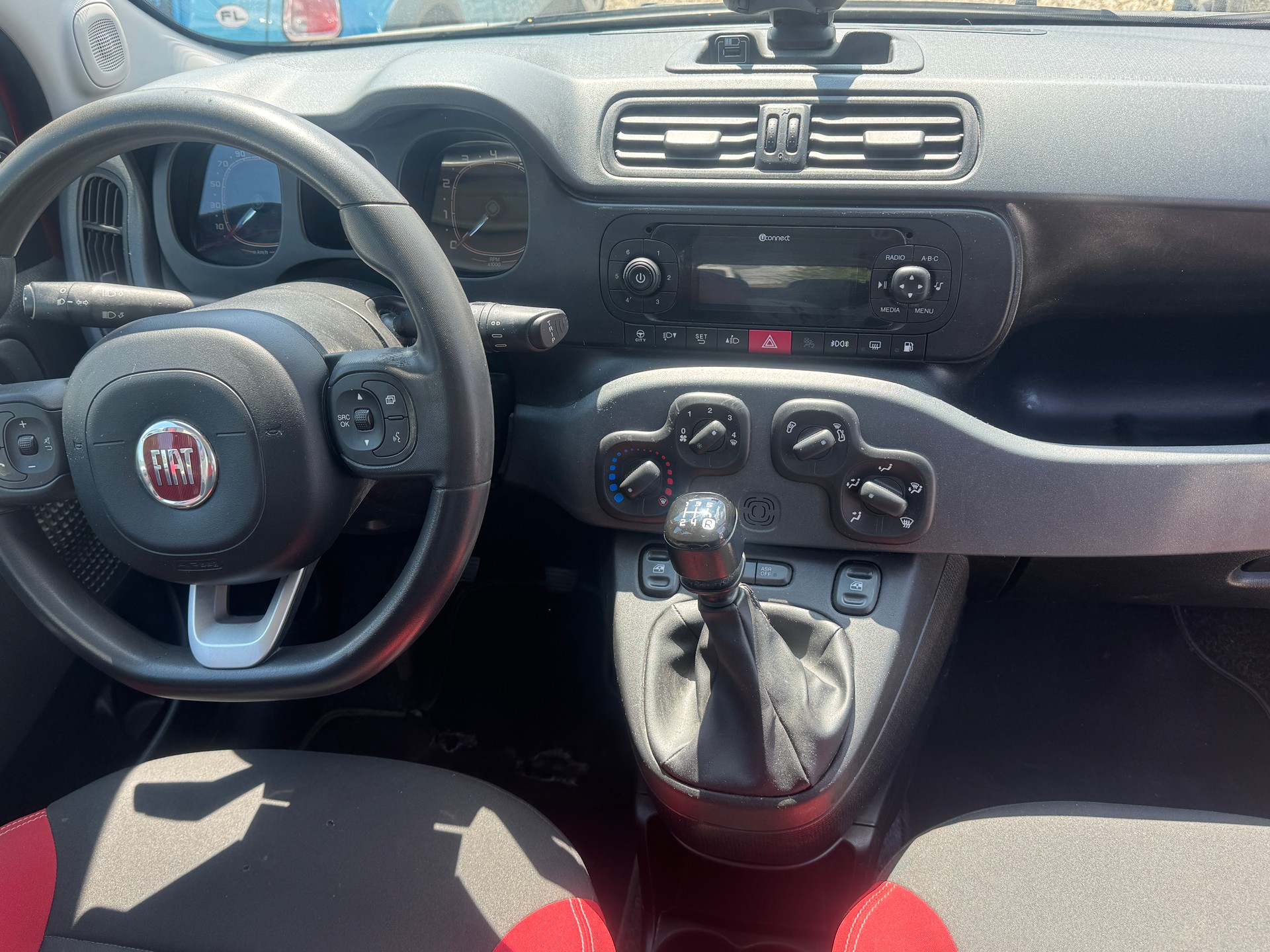 FIAT Panda 0.9 Twinair Turbo NP Lounge-image-5