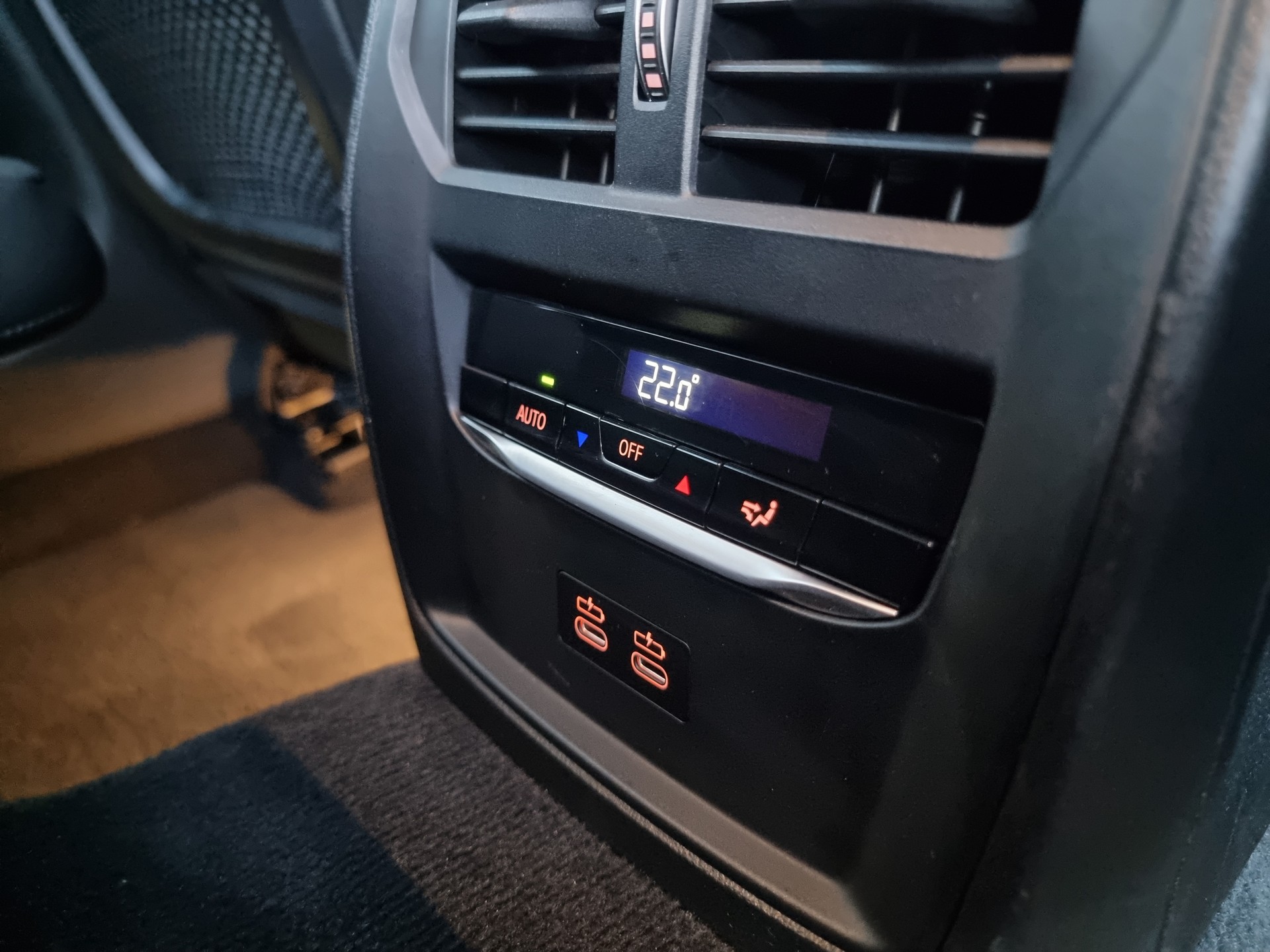 BMW 330i Touring xDrive Steptronic-image-5