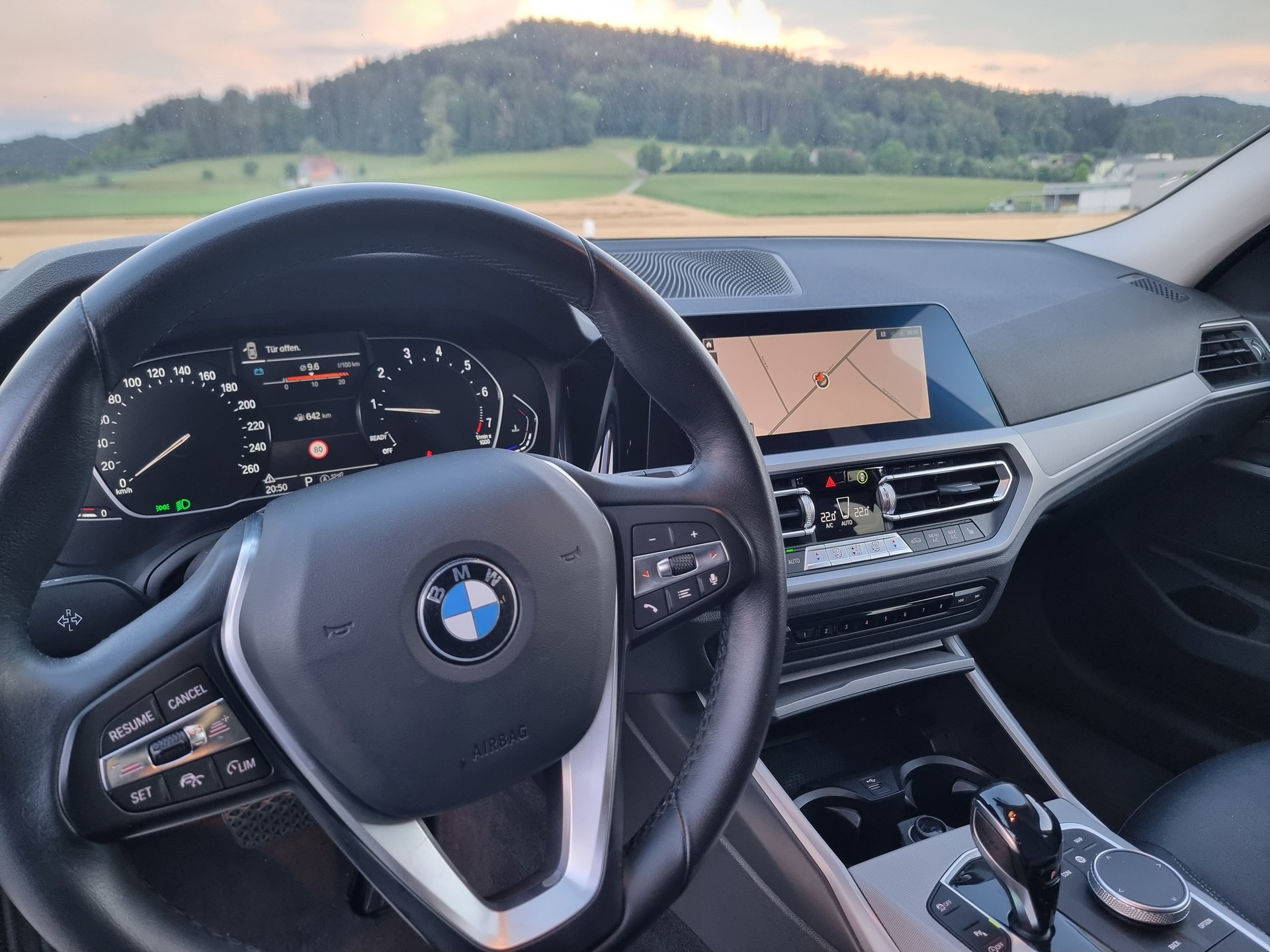 BMW 330i Touring xDrive Steptronic-image-4